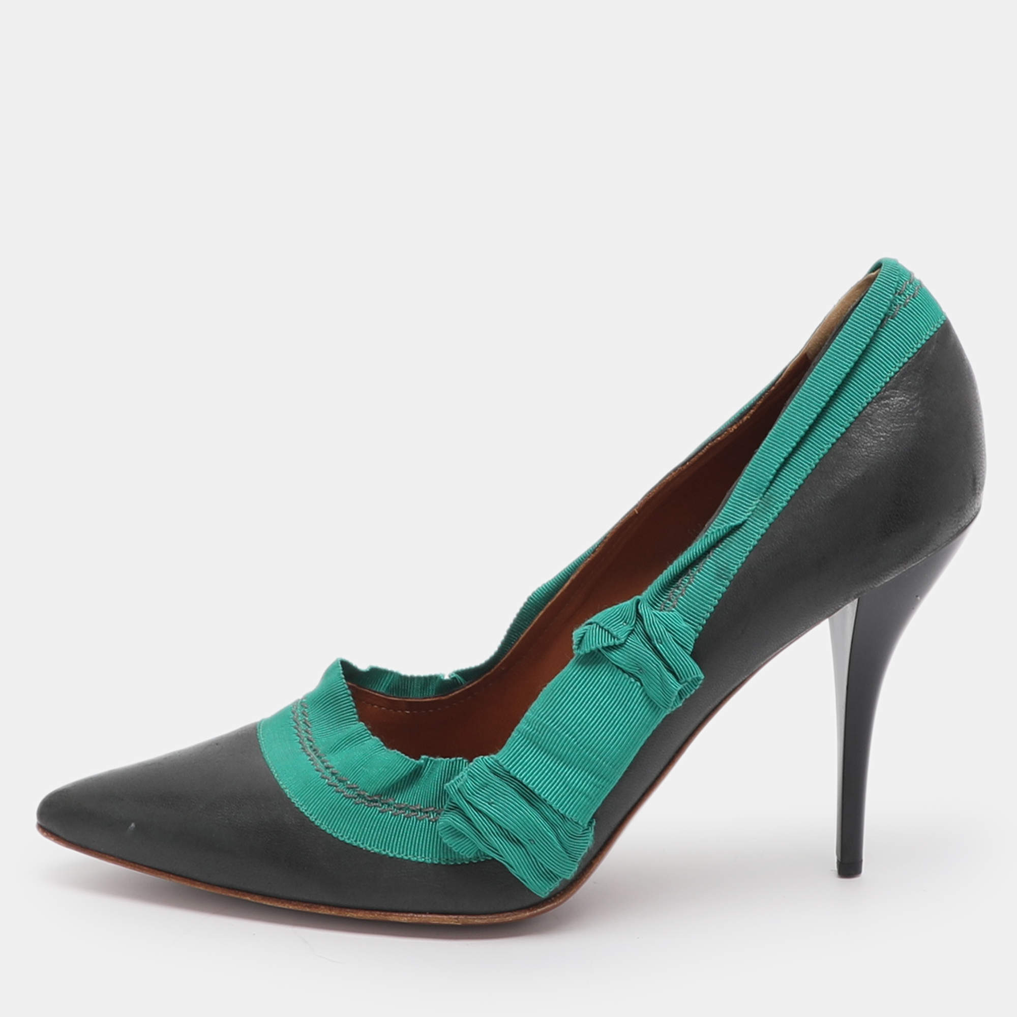 Pre Owned Lanvin Size 40 Black/Green Fabric and Leather Pumps