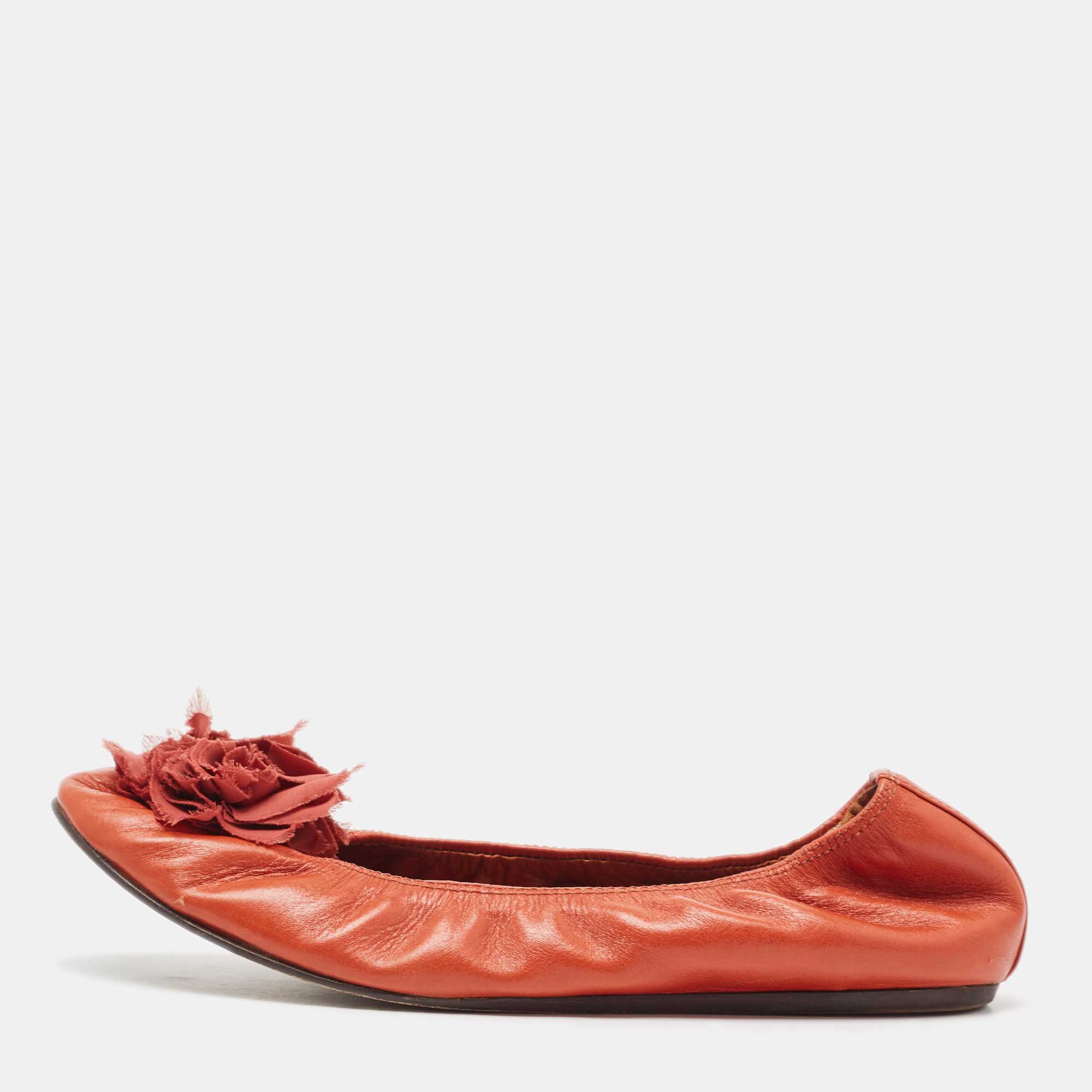 Pre Owned Lanvin Orange Leather Flower Scrunch Ballet Flats Size 37.5