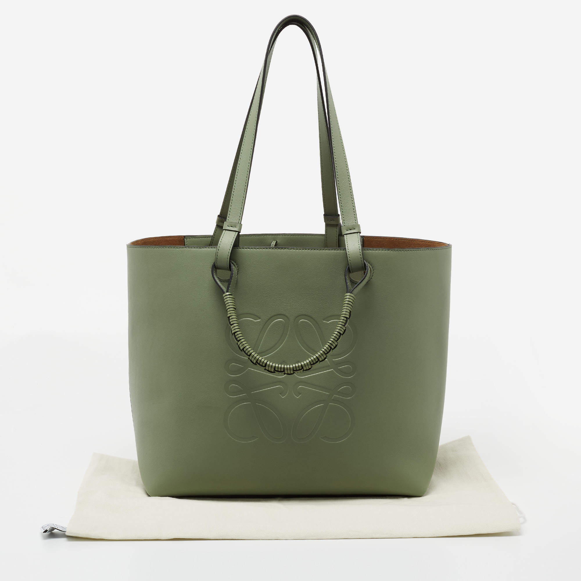 Loewe Green Leather Medium Anagram Tote Loewe