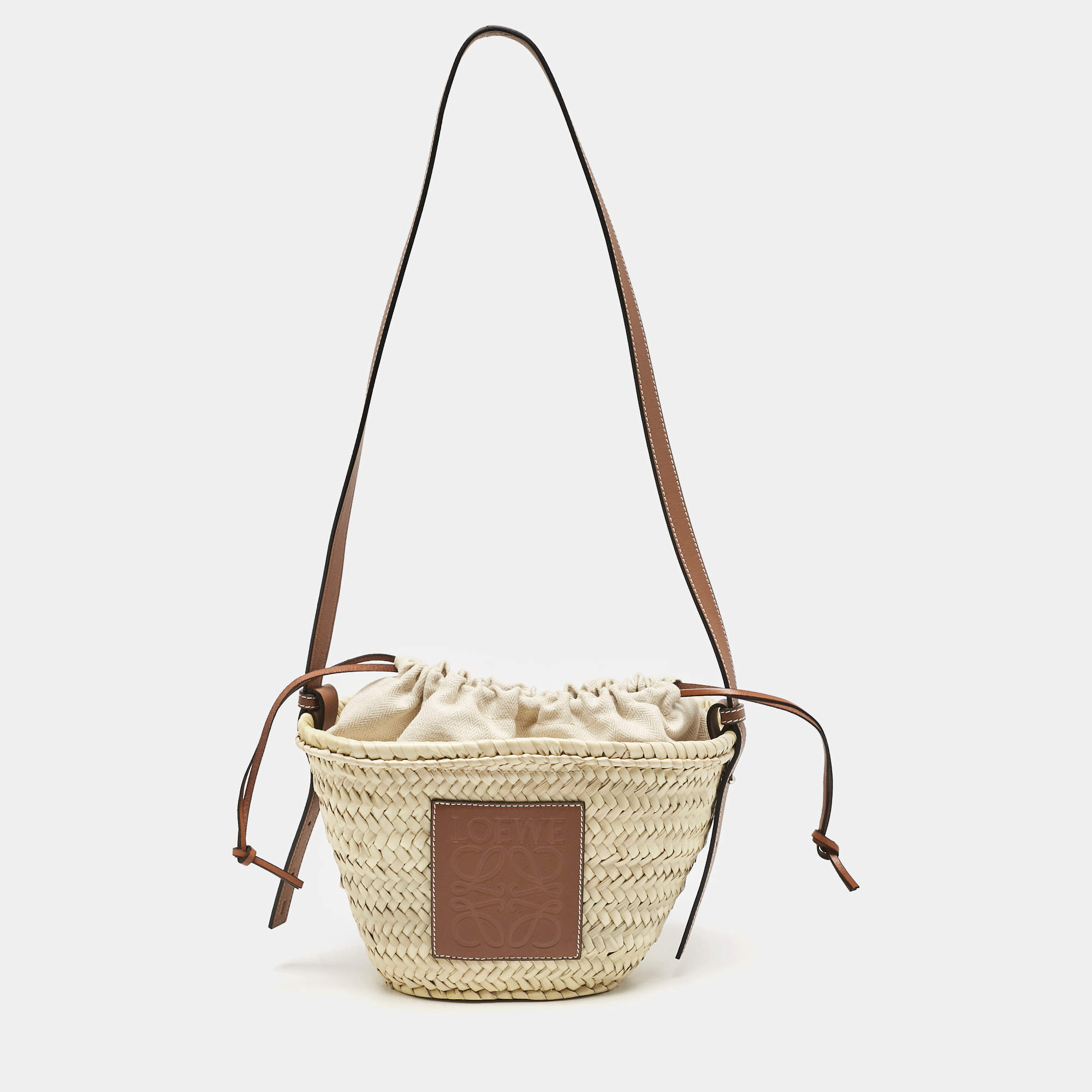 Pre Owned Loewe Natural/Tan Palm Leaf Mini Drawstring Bucket Shoulder Bag