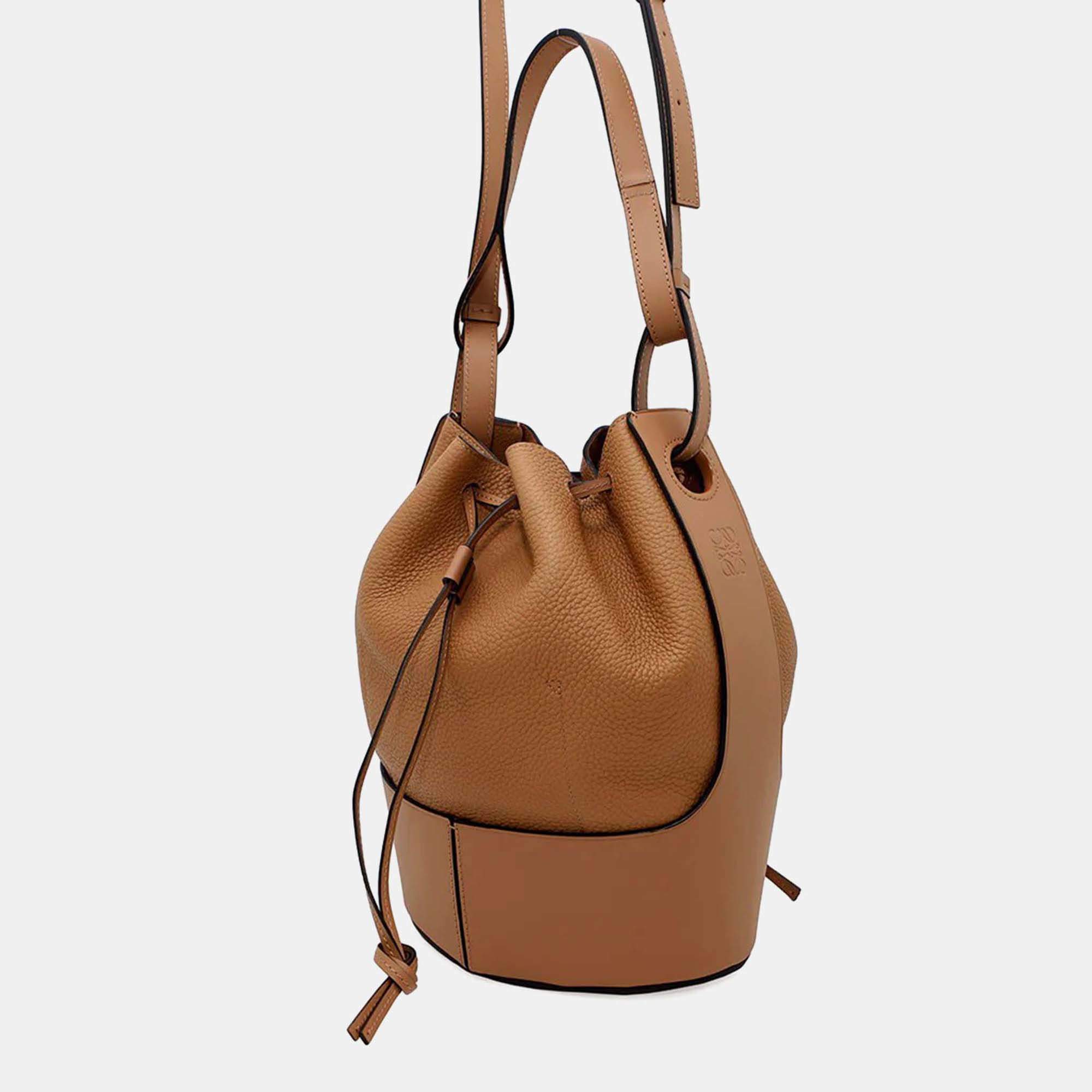 Loewe Brown Leather Wood Handle Amazona 36 Bag Loewe | TLC