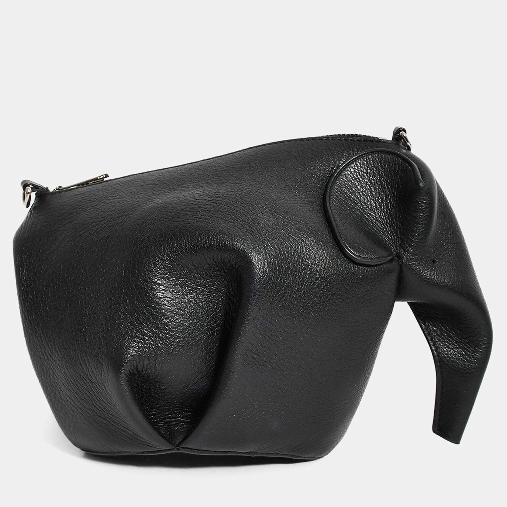 مملوكة مسبقًا Loewe Black Leather Elephant Bag with Strap