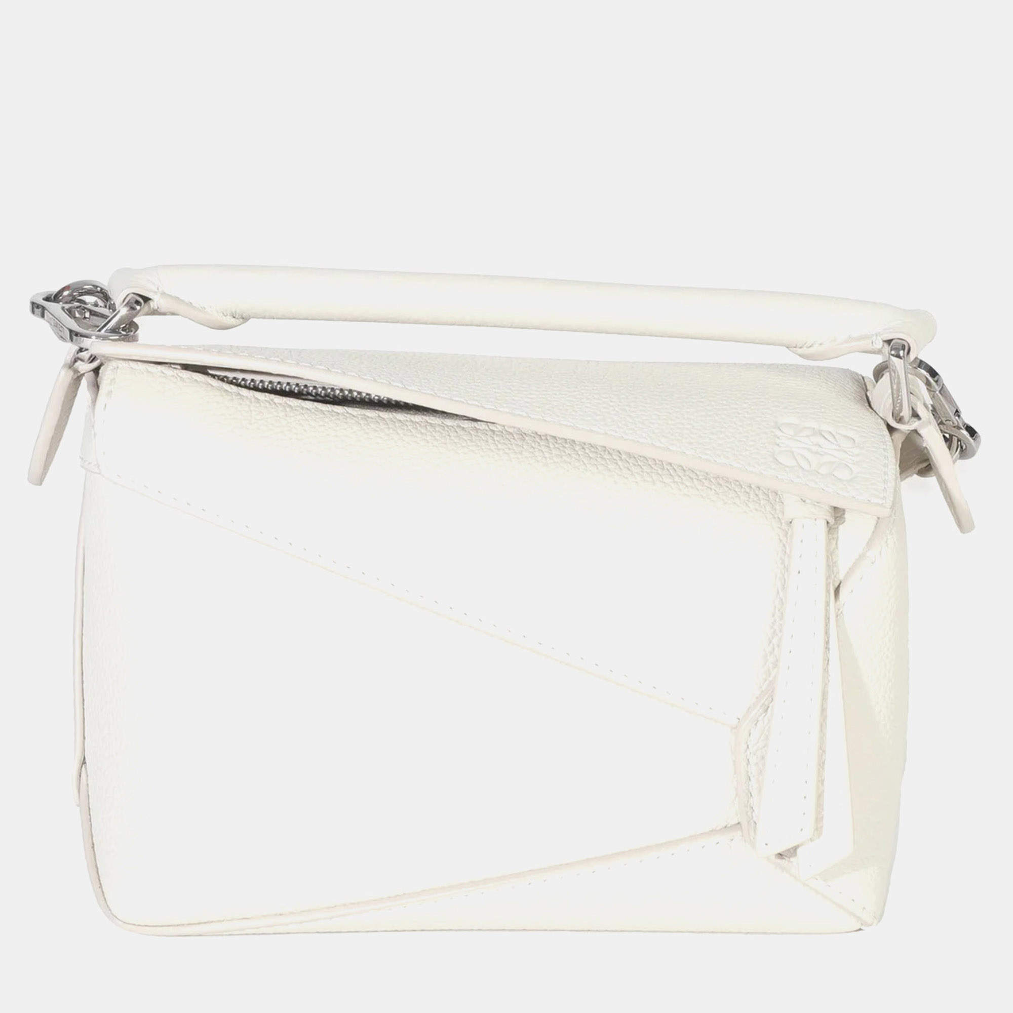 مملوكة مسبقًا Loewe Sand Grained Calfskin Mini Puzzle Edge Bag