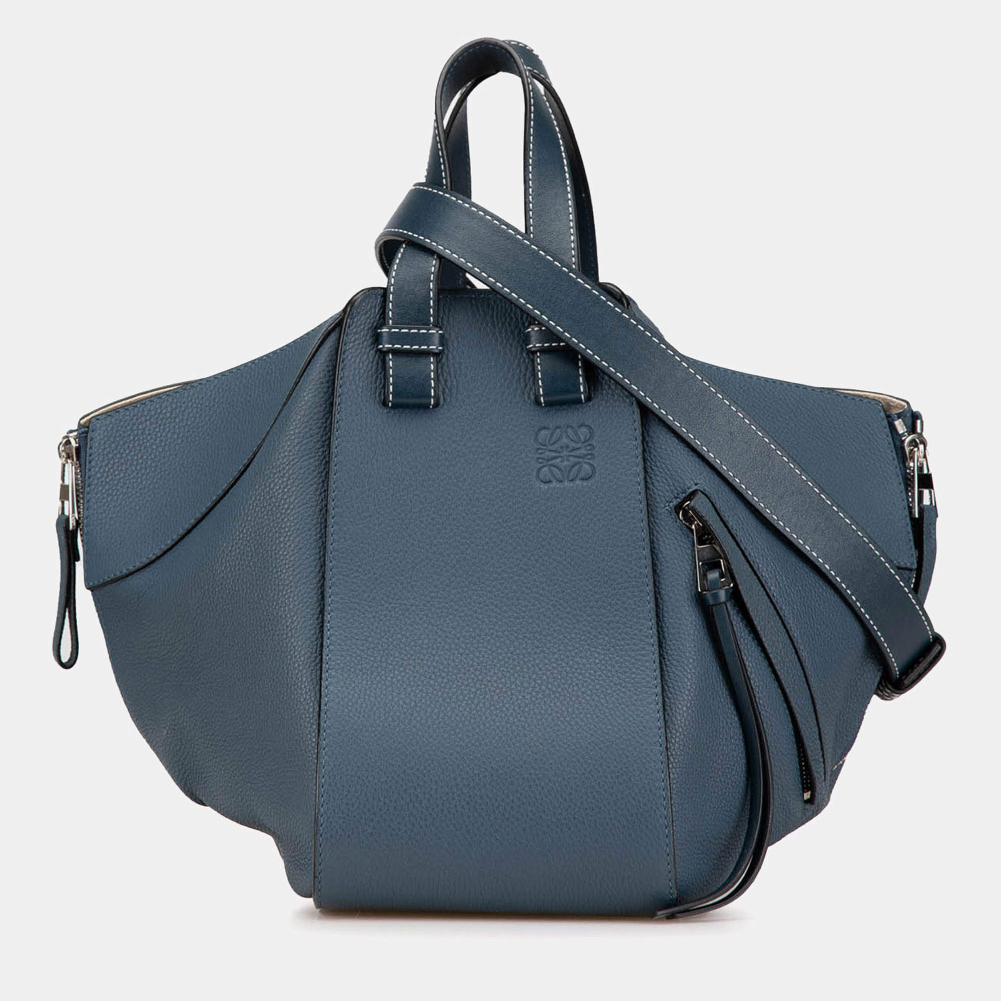 مملوكة مسبقًا Loewe Blue Small Leather Hammock Bag