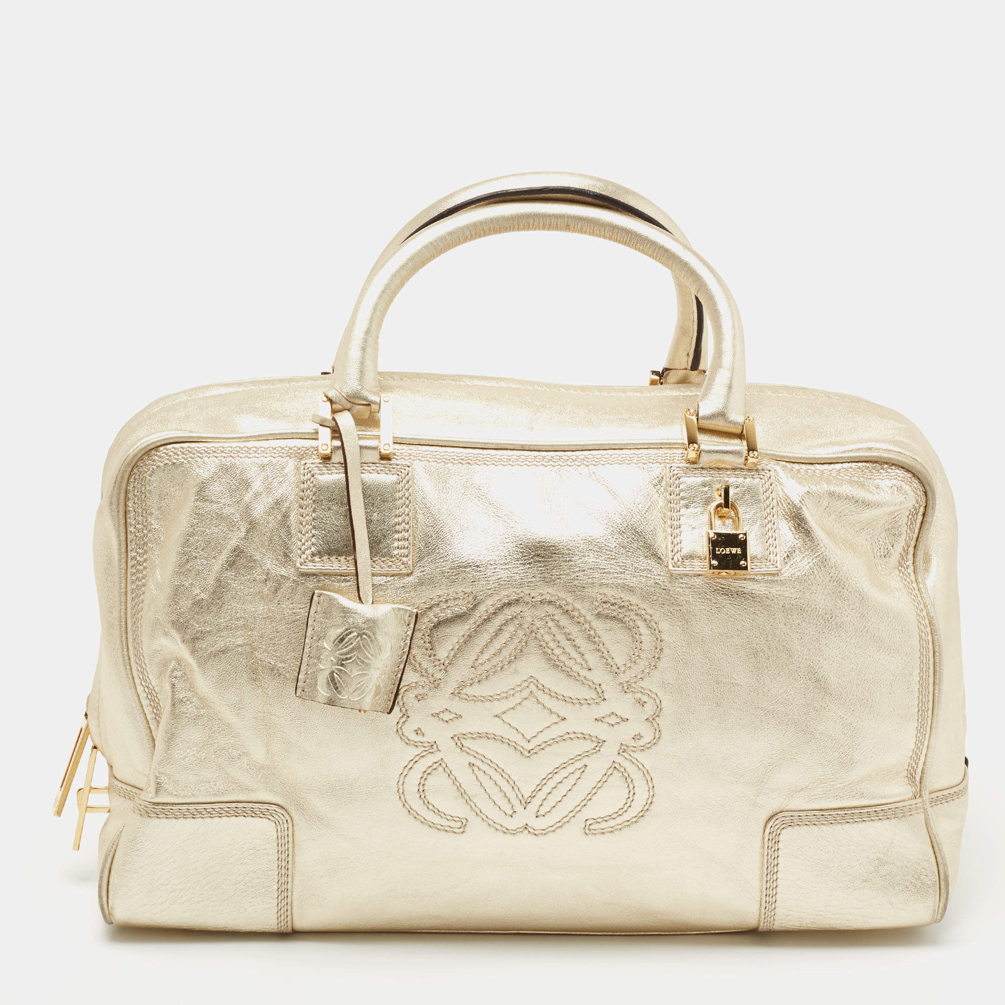 مملوكة مسبقًا Loewe Metallic Gold Leather Medium Amazona Satchel