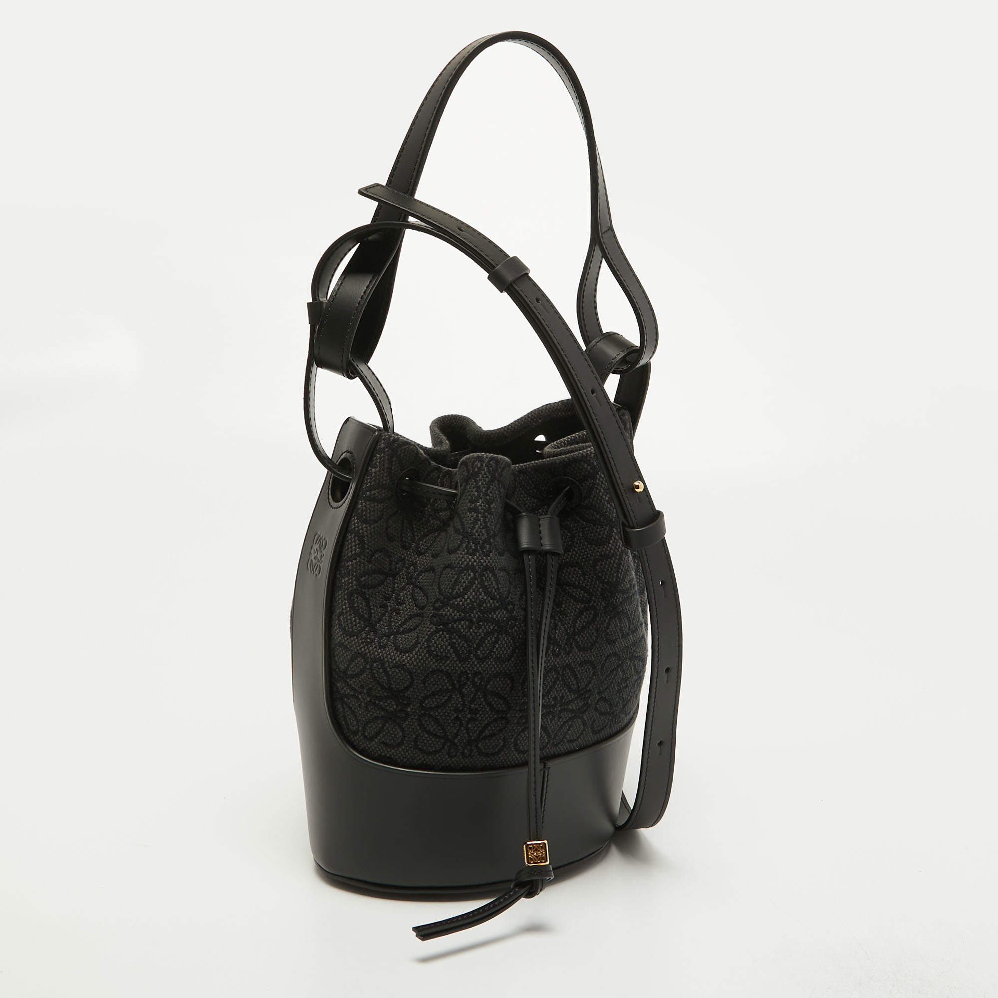 Loewe Small Balloon Anagram Embroidered Linen & Leather Bucket Bag In  Natural Black