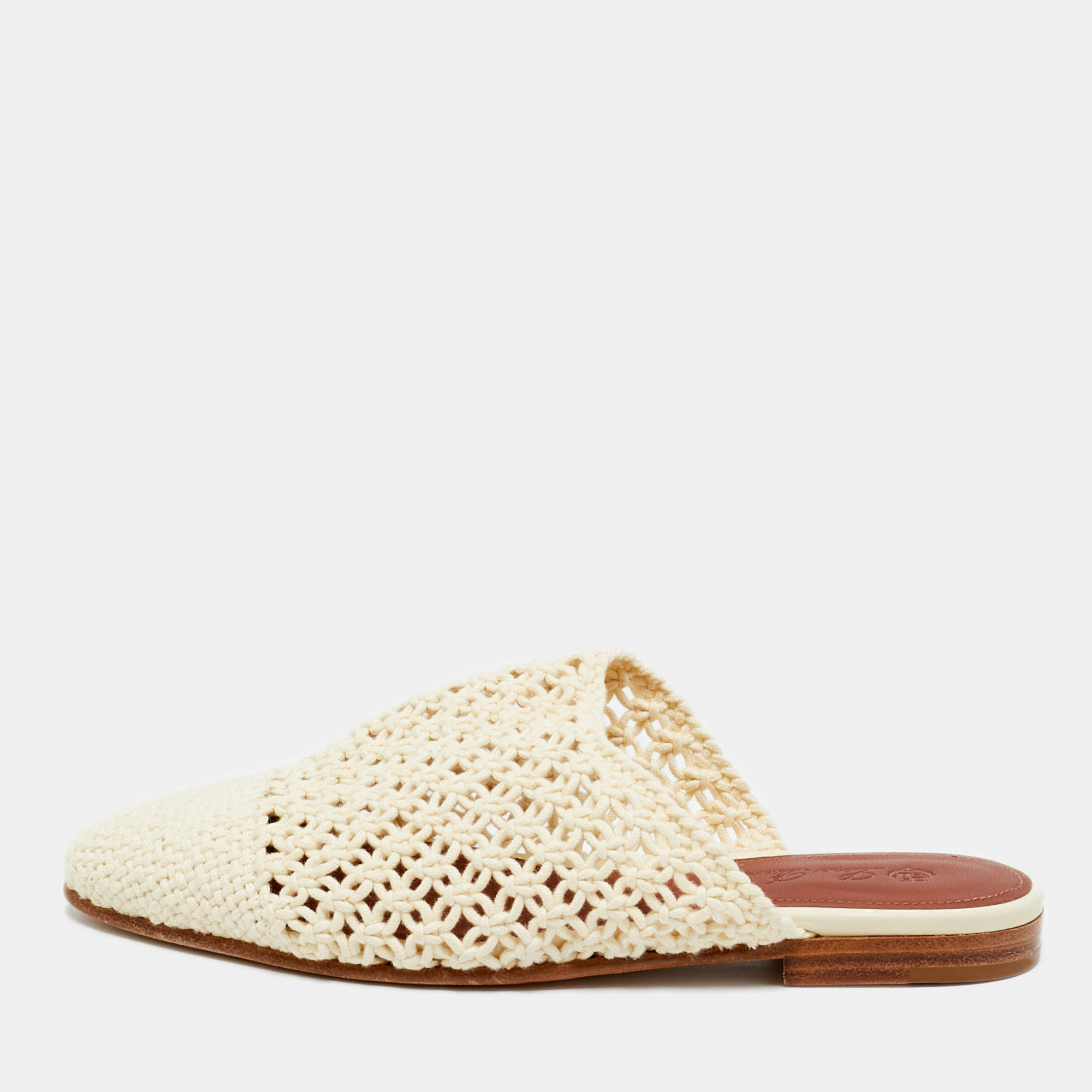 مملوكة مسبقًا Loro Piana Size 35.5 Cream Crochet Mules