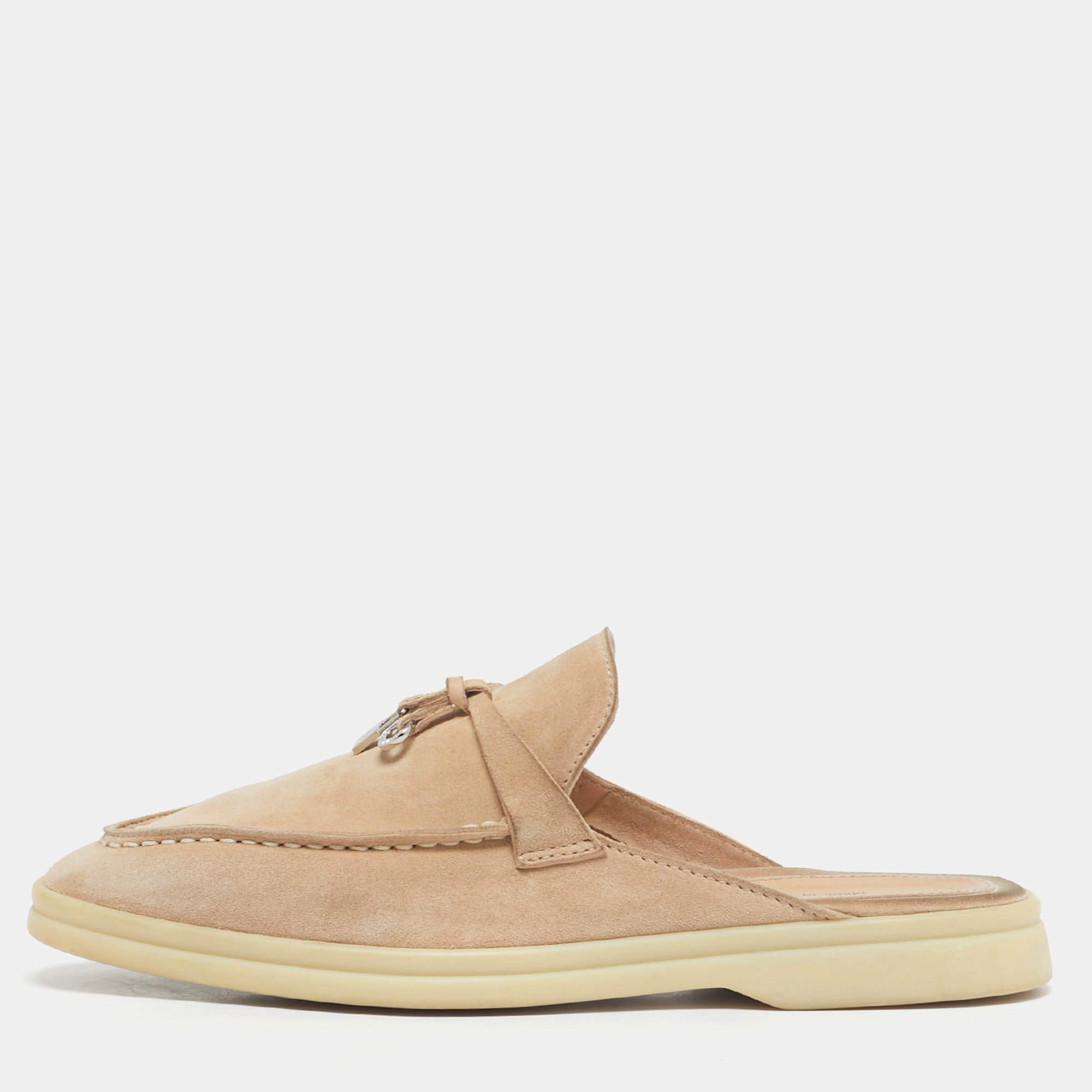 مملوكة مسبقًا صندل سلايد لورو بيانا بابوش جلد تمساح و سويدي بيج مزين دلايات مقاس 39.5