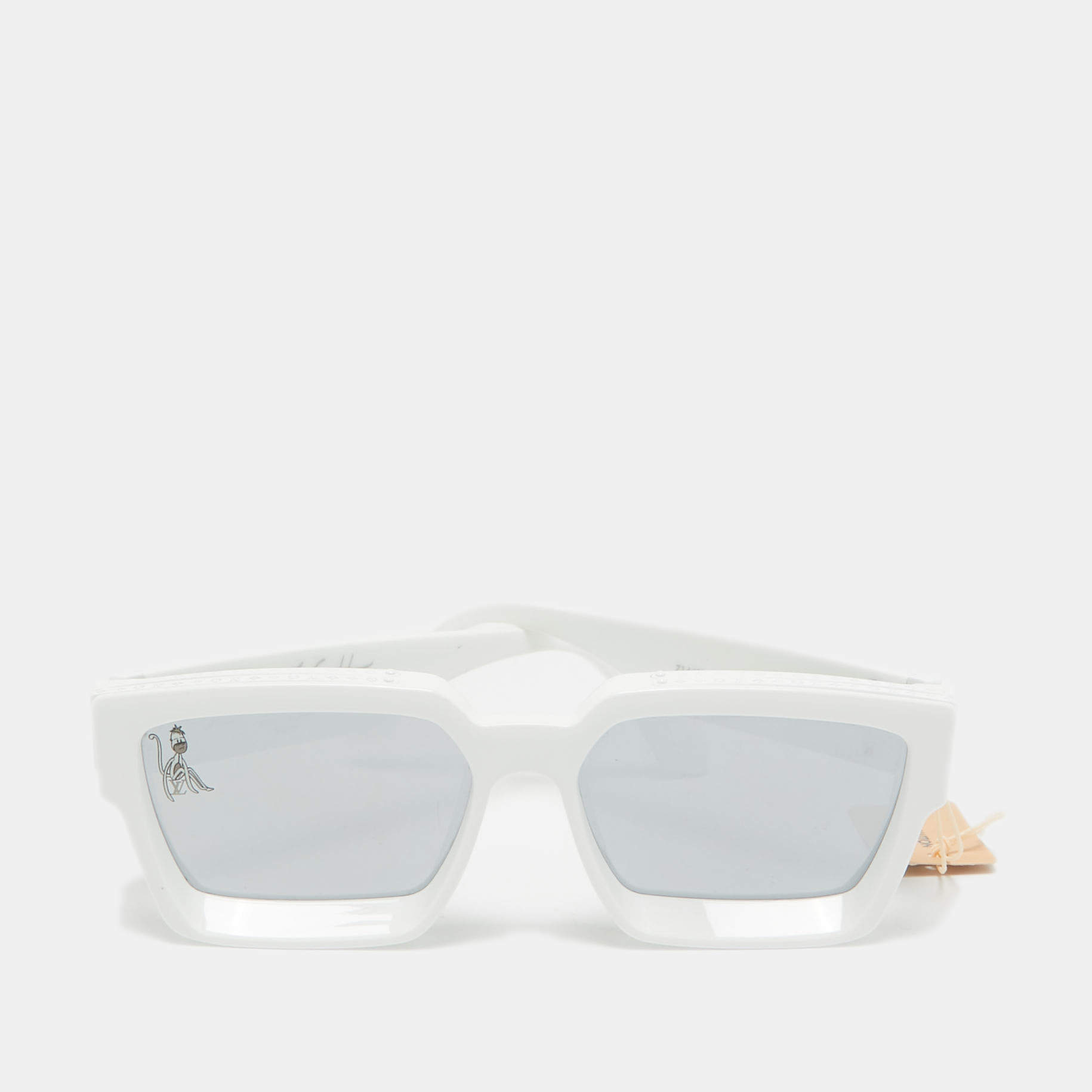 Pre Owned نظارة لوي فيتون بيضاء/رمادية Z1440E 1.1 مليونيرز شمسية