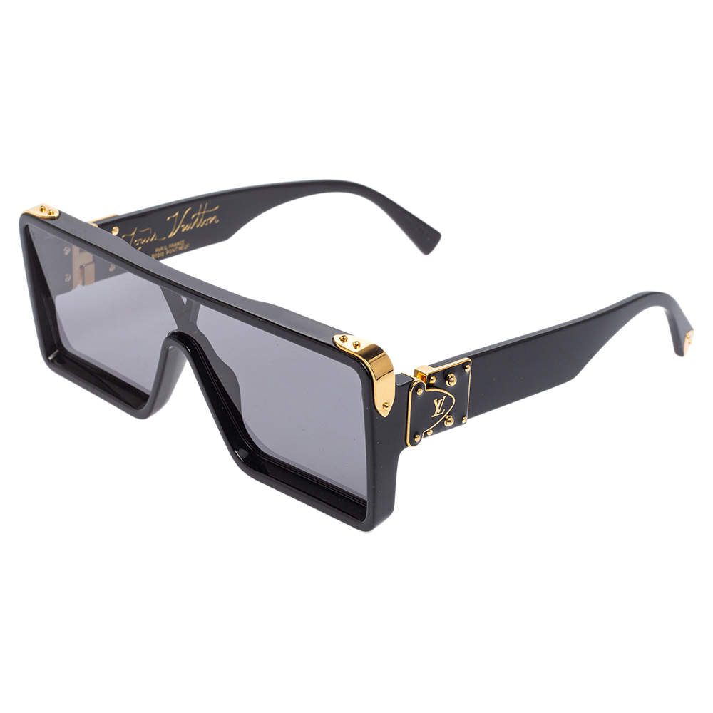 LOUIS VUITTON LV Fame Oval Sunglasses Black Acetate. Size E