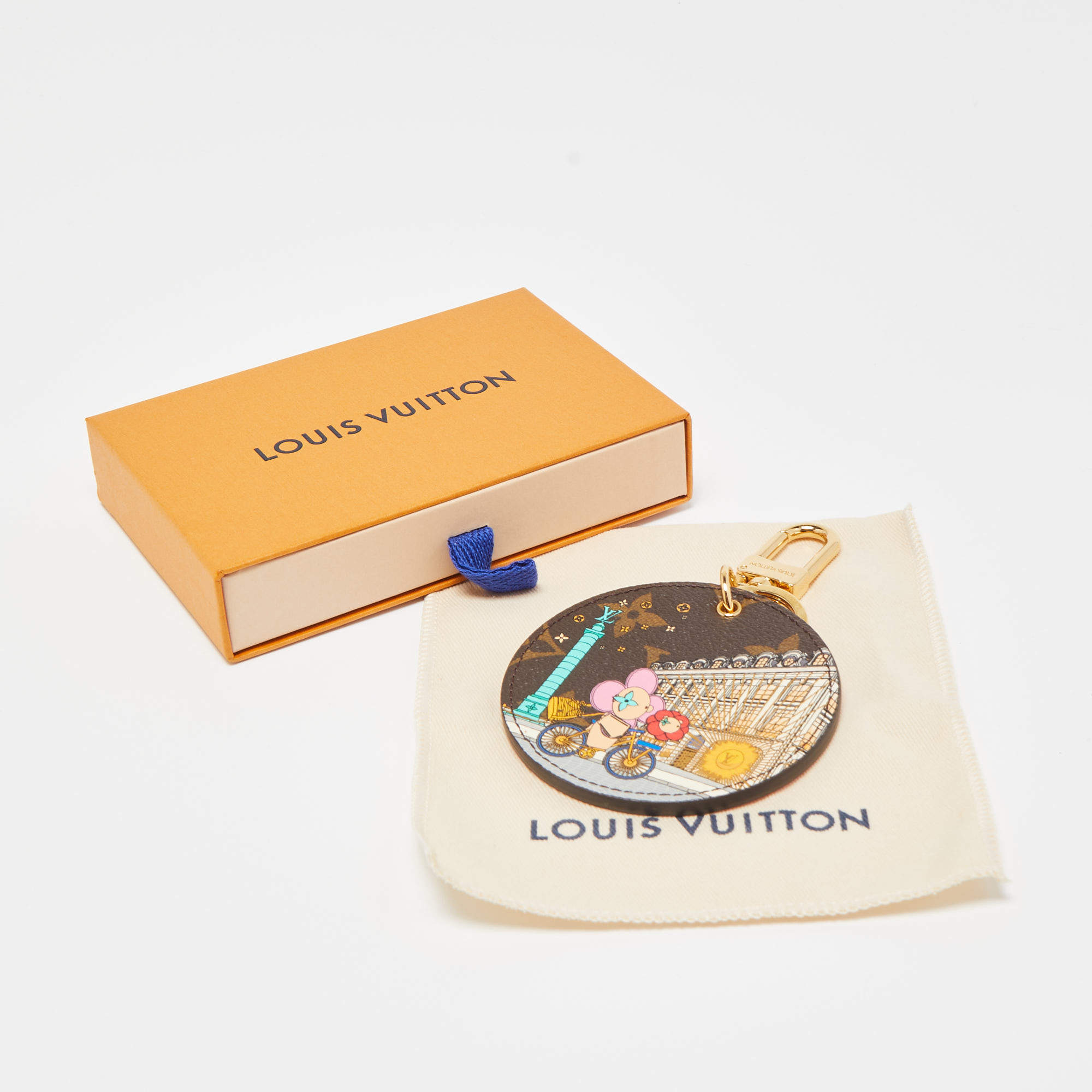 Illustre Xmas Paris Bag Charm And Key Holder S00 - Women - Accessories, LOUIS VUITTON ® in 2023