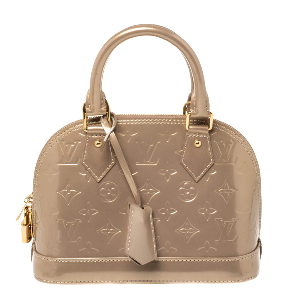 مملوكة مسبقًا Louis Vuitton Beige Poudre Monogram Vernis Alma BB Bag