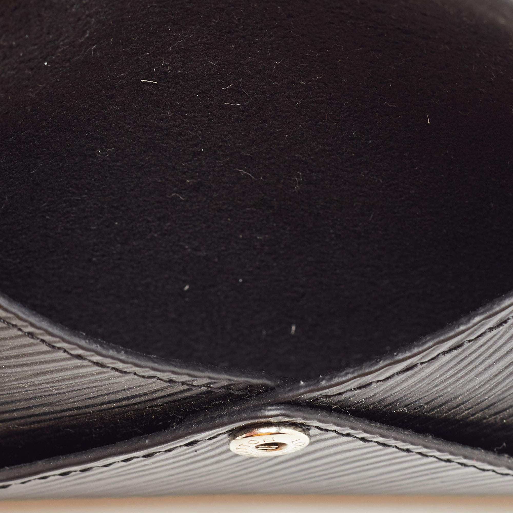 Louis Vuitton - Black EPI Kirigami Necklace