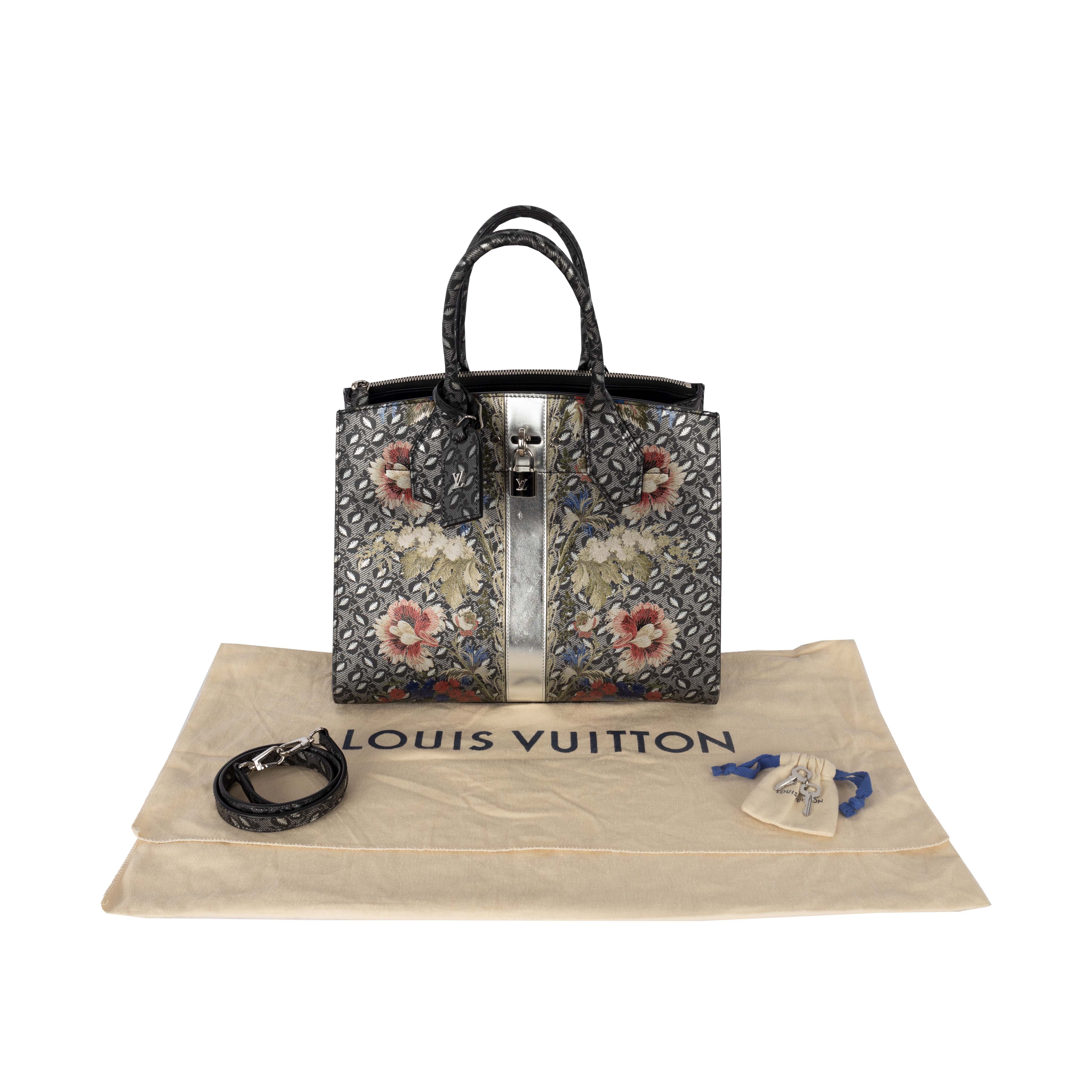 Louis Vuitton EPI Floral City Steamer mm Shoulder Handbag