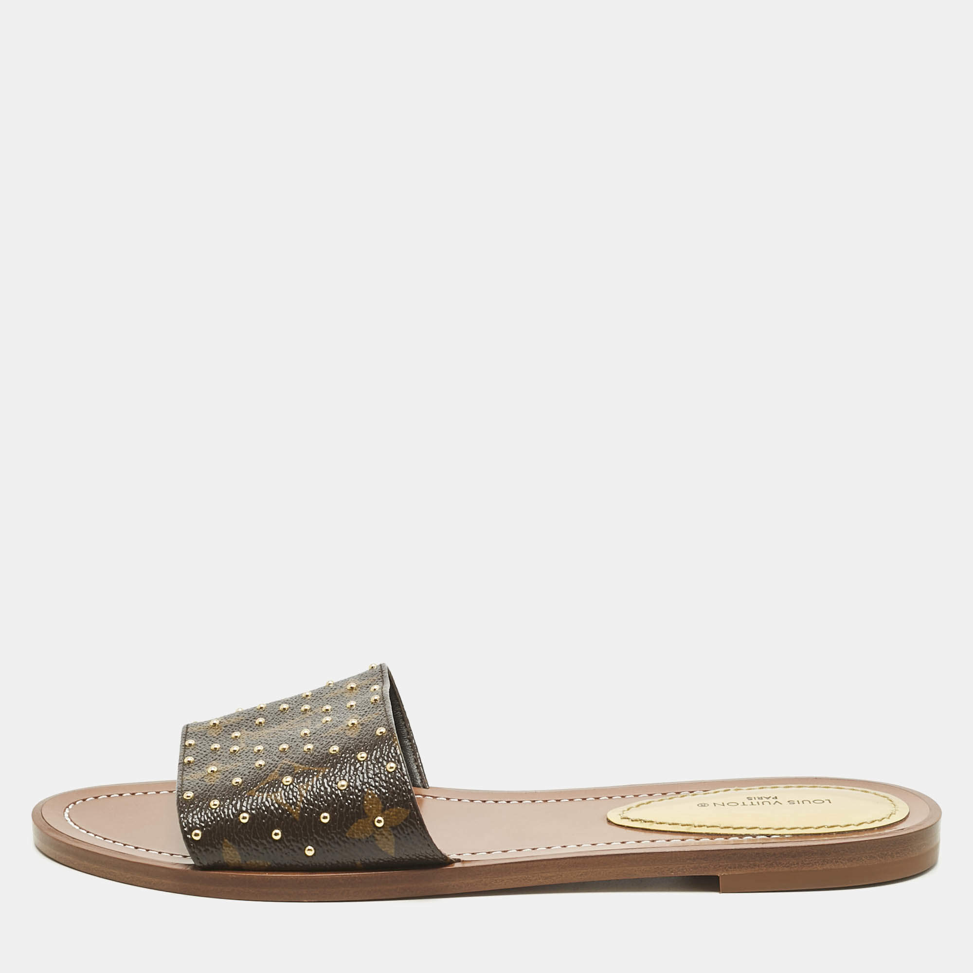 مملوكة مسبقًا Louis Vuitton Monogram Canvas Studded Lock It Flat Slides Size 38