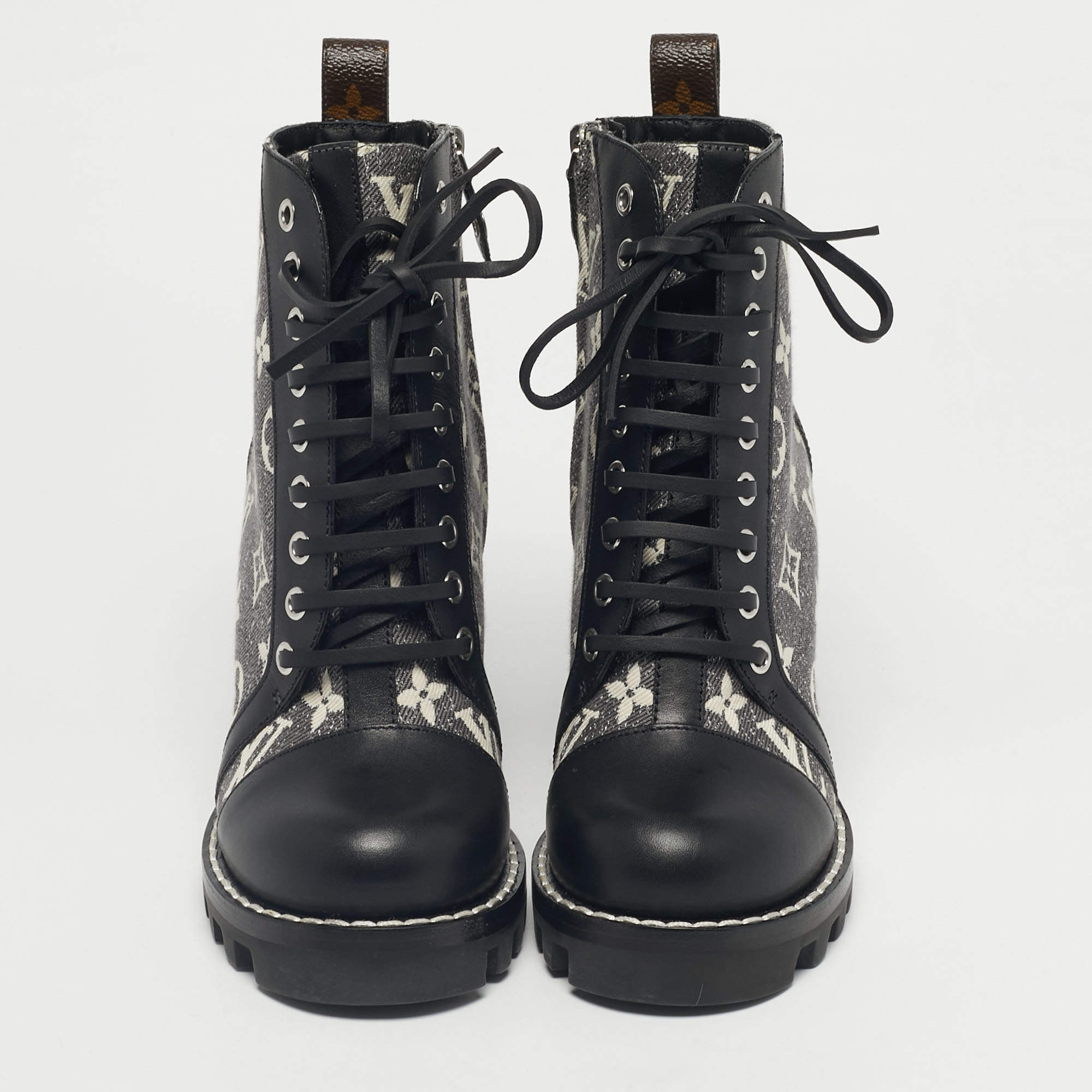 Louis Vuitton Grey/Black Monogram Denim and Leather Star Trail