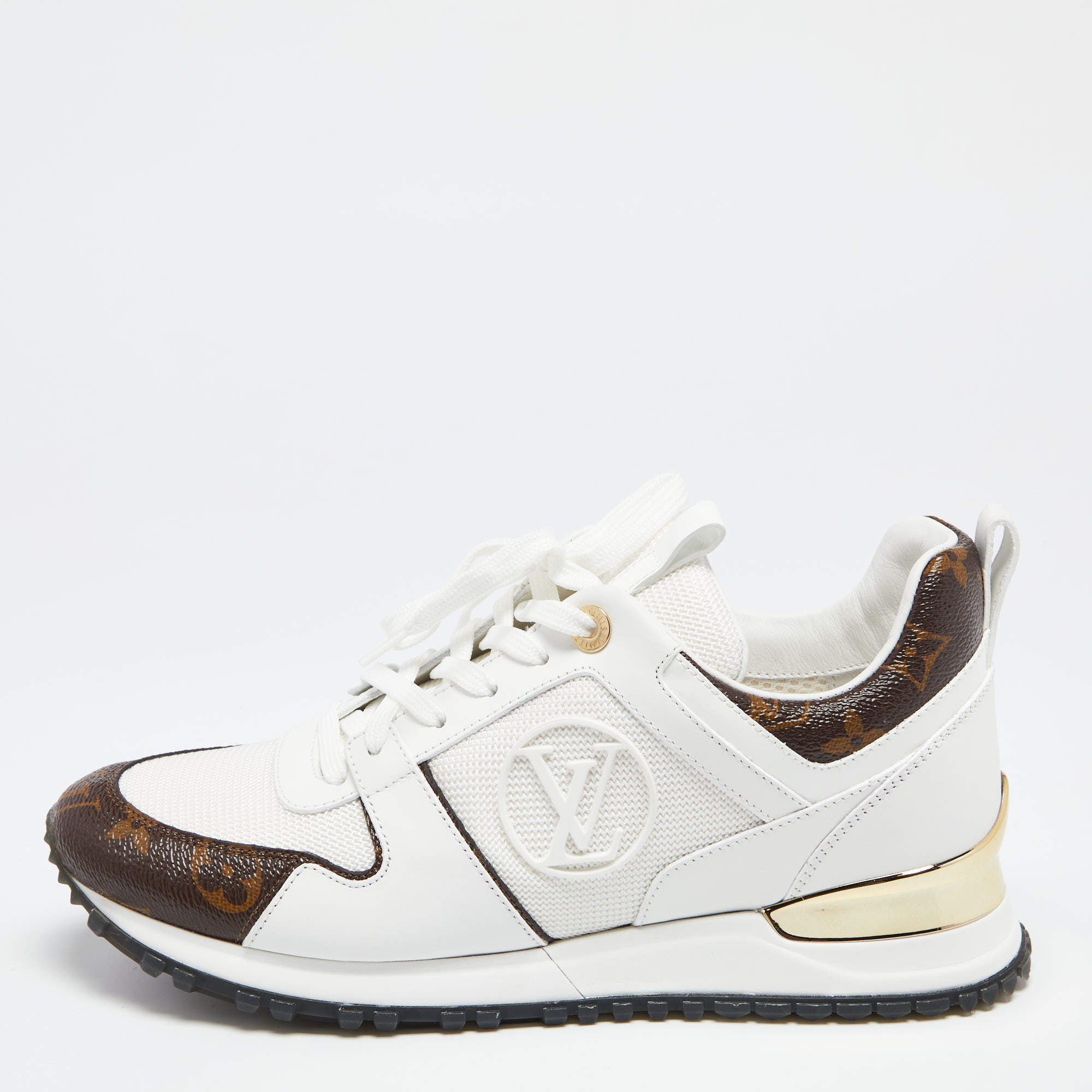 مملوكة مسبقًا Louis Vuitton White/Brown Canvas And Leather Run Away  Sneakers Size 38
