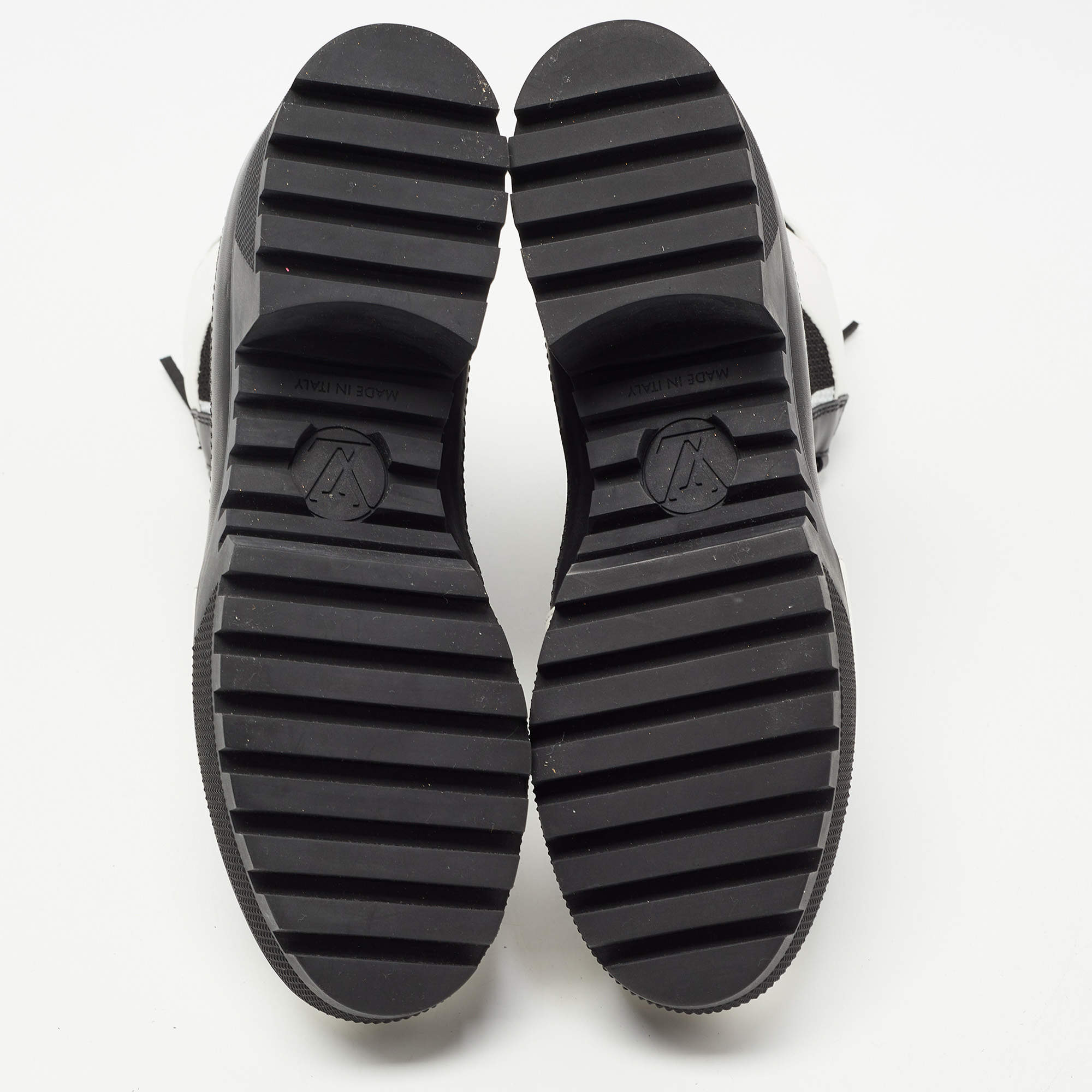 Louis Vuitton Black/White Leather Mesh Laureate Platform Desert Boots Size  40