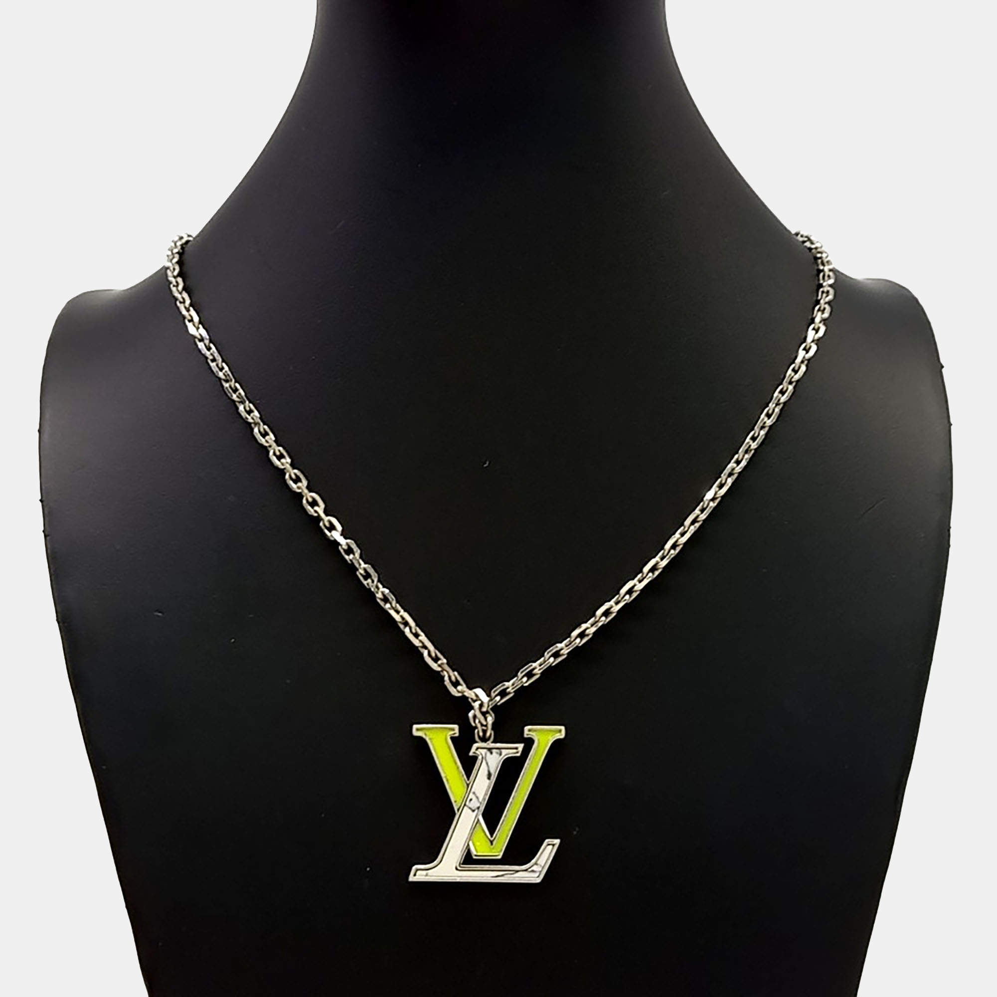 Pre Owned Louis Vuitton Silver Tone Necklace