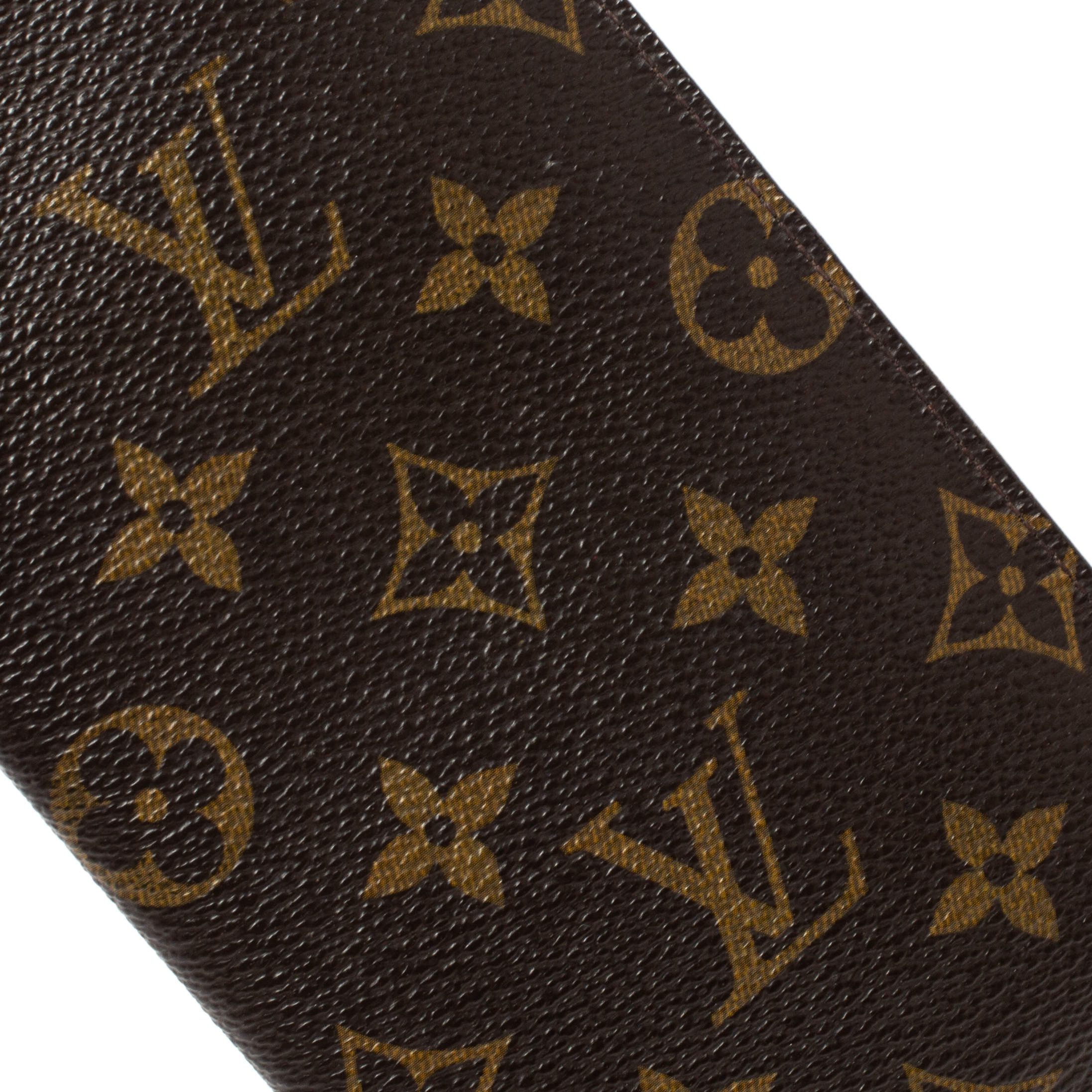 Louis Vuitton Classic Monogram Canvas Passport Holder .  Luxury, Lot  #77022