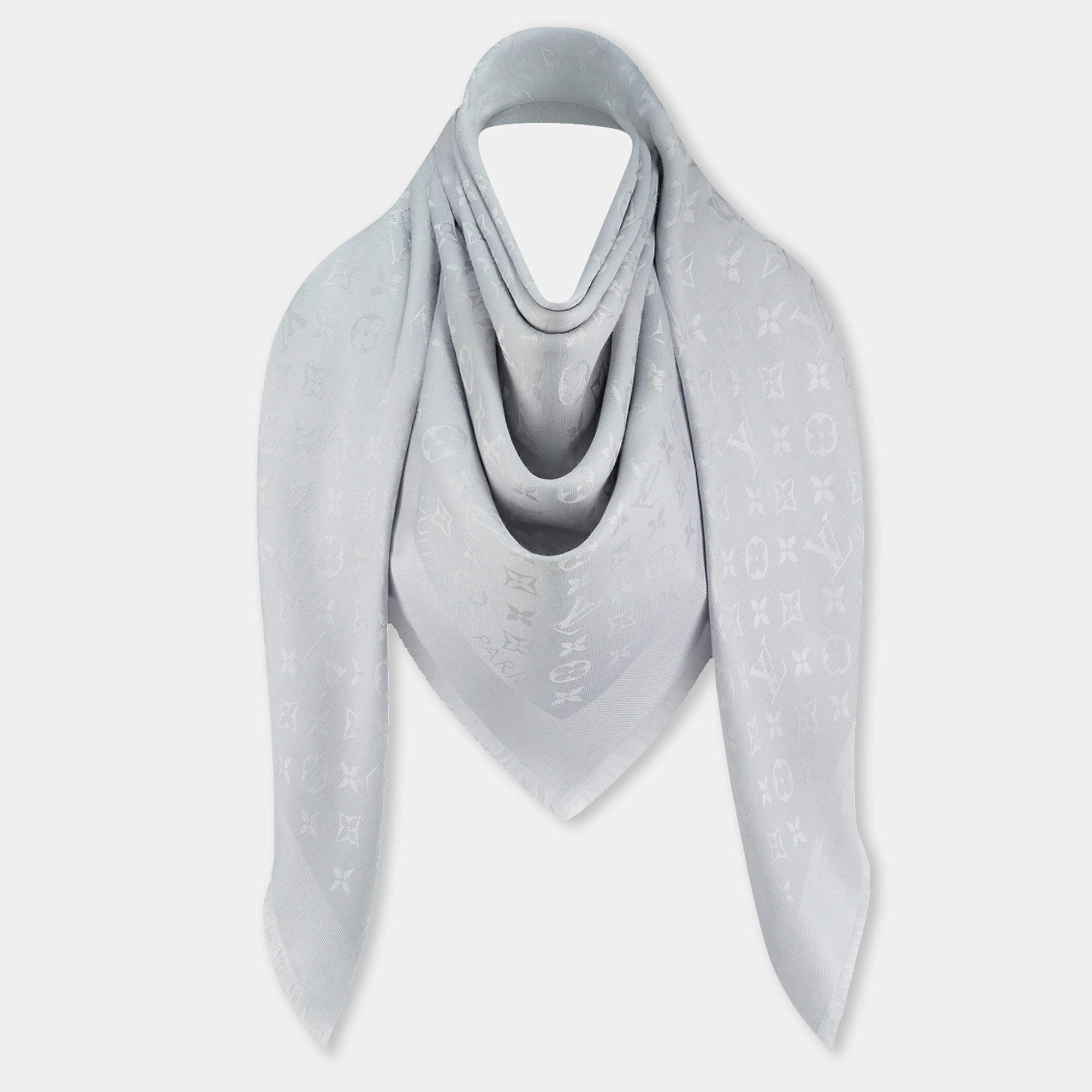 Pre Owned Louis Vuitton Grey Classique Monogram Shawl