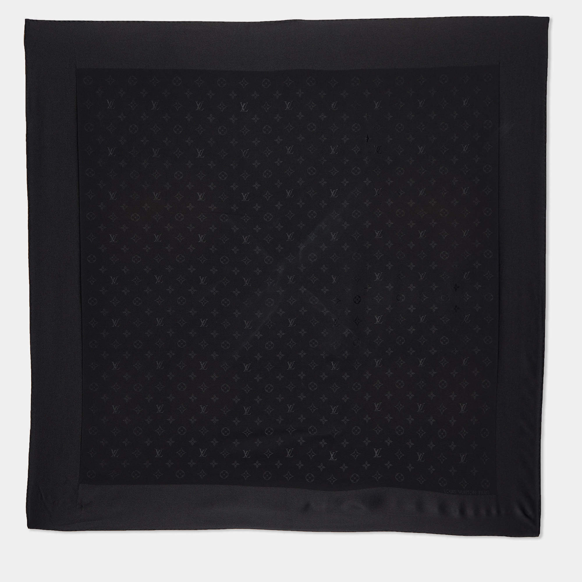 Louis Vuitton Tag Me Square 90 Black Silk