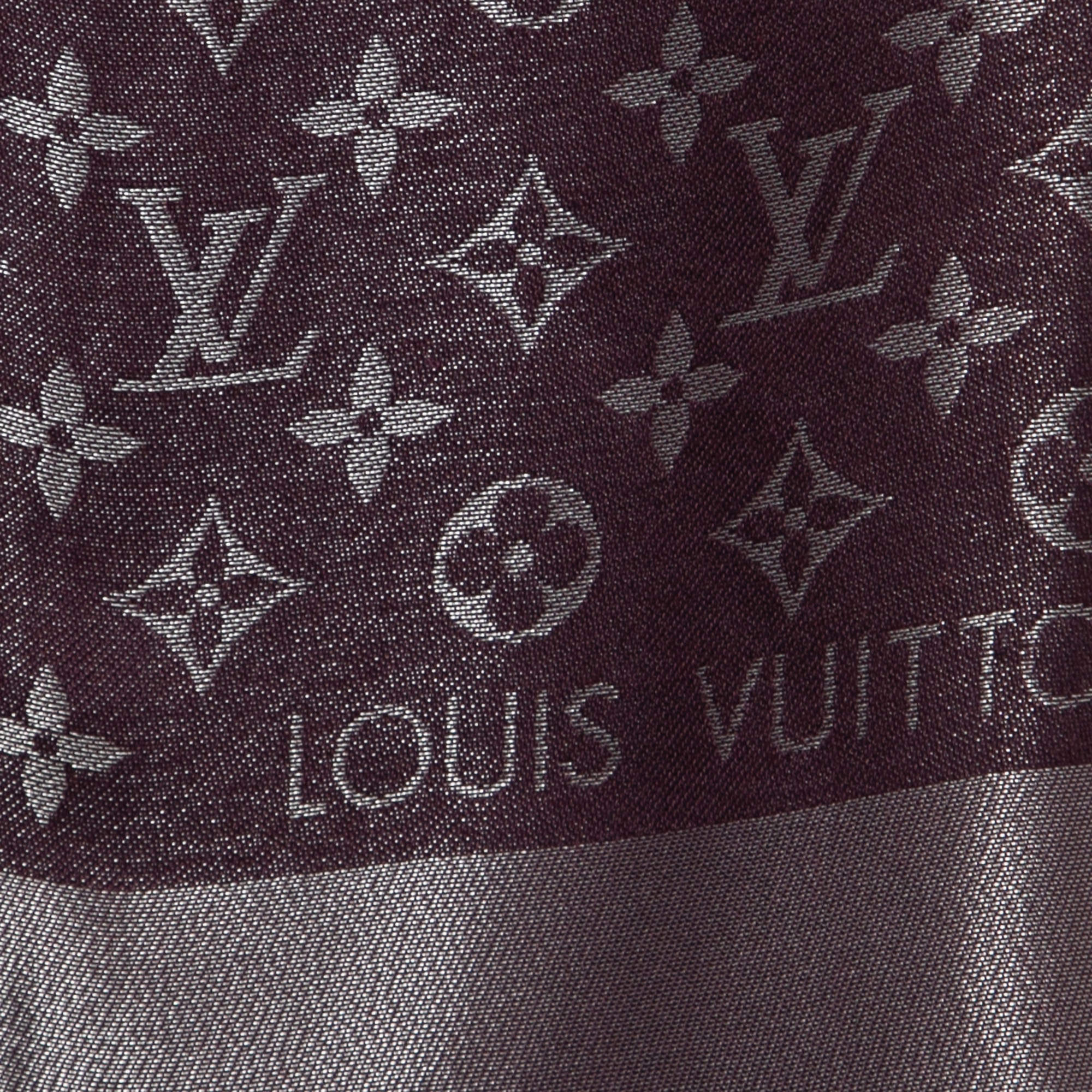 Louis Vuitton – Monogram Shine Shawl Amarante – Queen Station