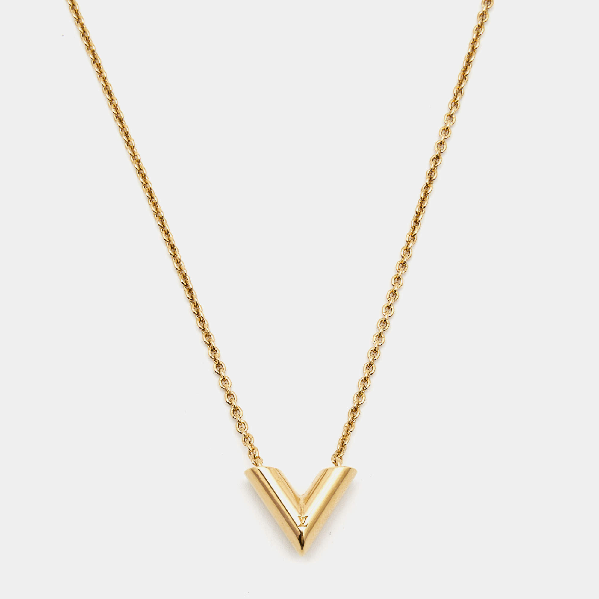 Pre Owned Louis Vuitton Essential V Gold Tone Necklace