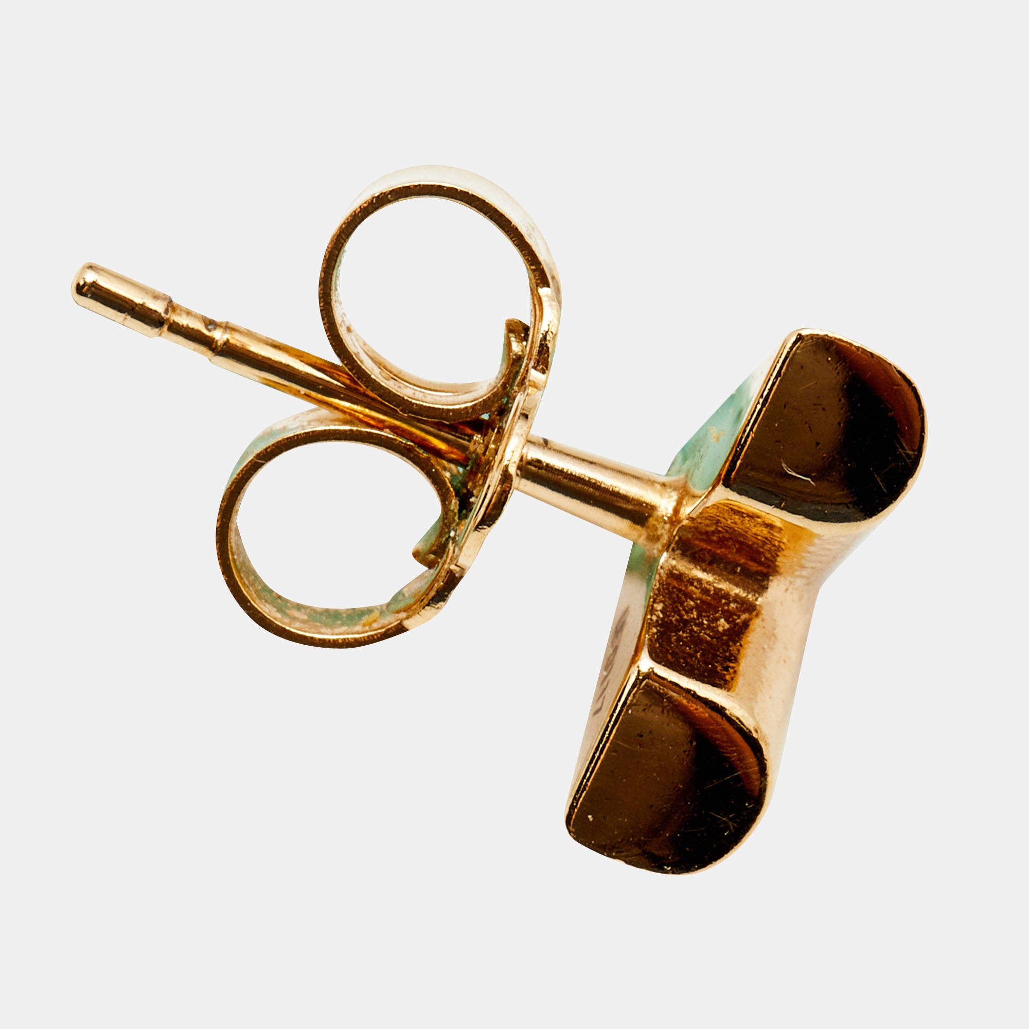 Louis Vuitton Gold Finish Black Essential V Earrings – The Closet