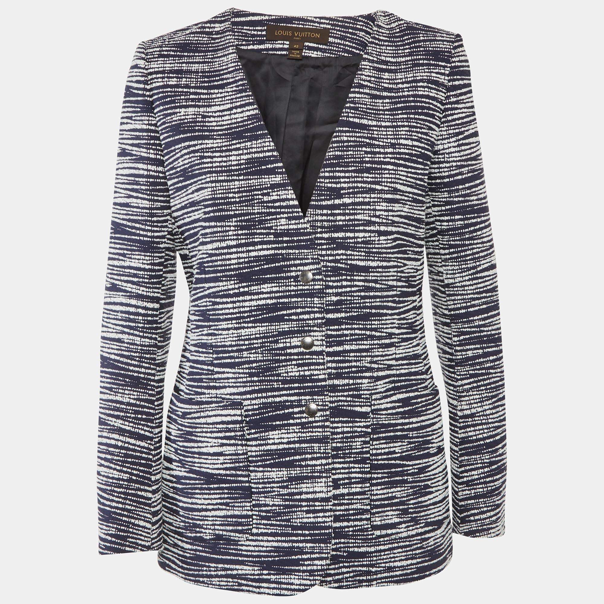 مملوكة مسبقًا جاكت لوي فيتون أزرار أمامية منقوش أبيض-كحلي مقاس كبير