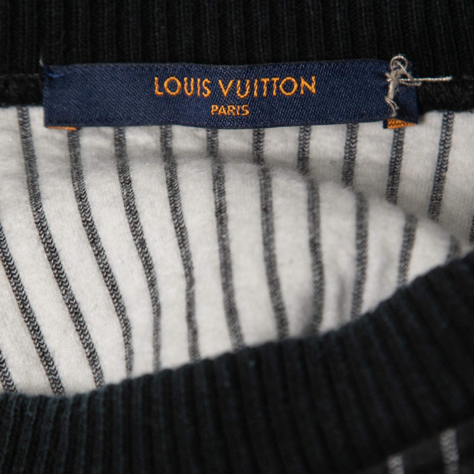Louis Vuitton Black 3d Effect Chain Logo Sweater – Savonches