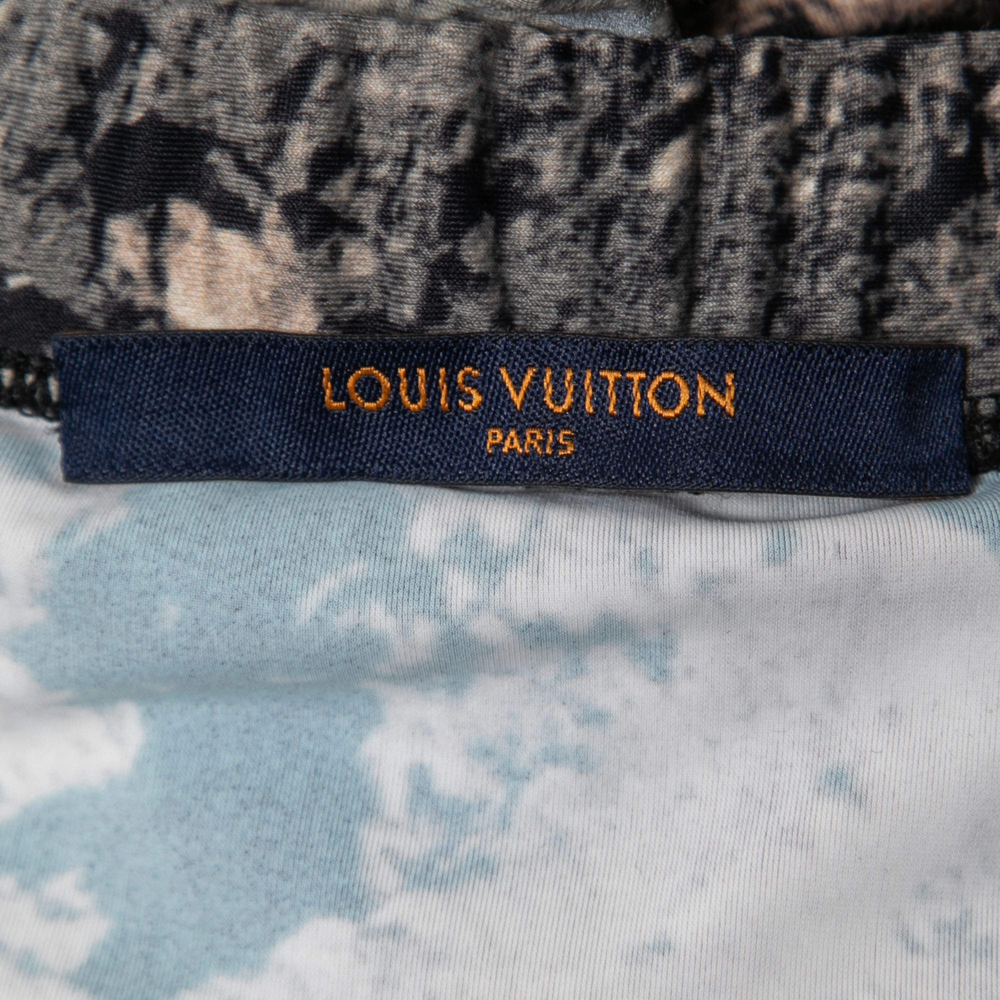 LOUIS VUITTON All-over reflective monogram leggings long pants