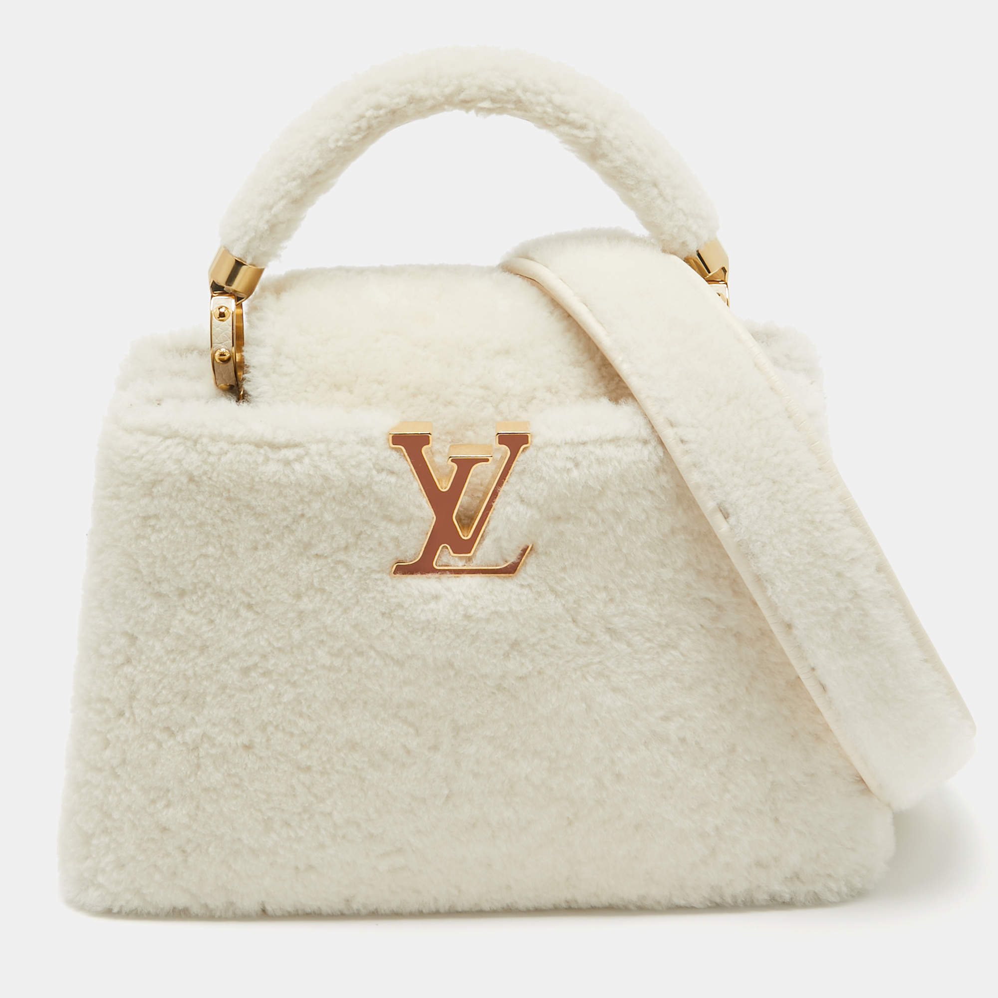 Pre Owned Louis Vuitton Blanc Shearling and Taurillon Leather Capucines BB Bag
