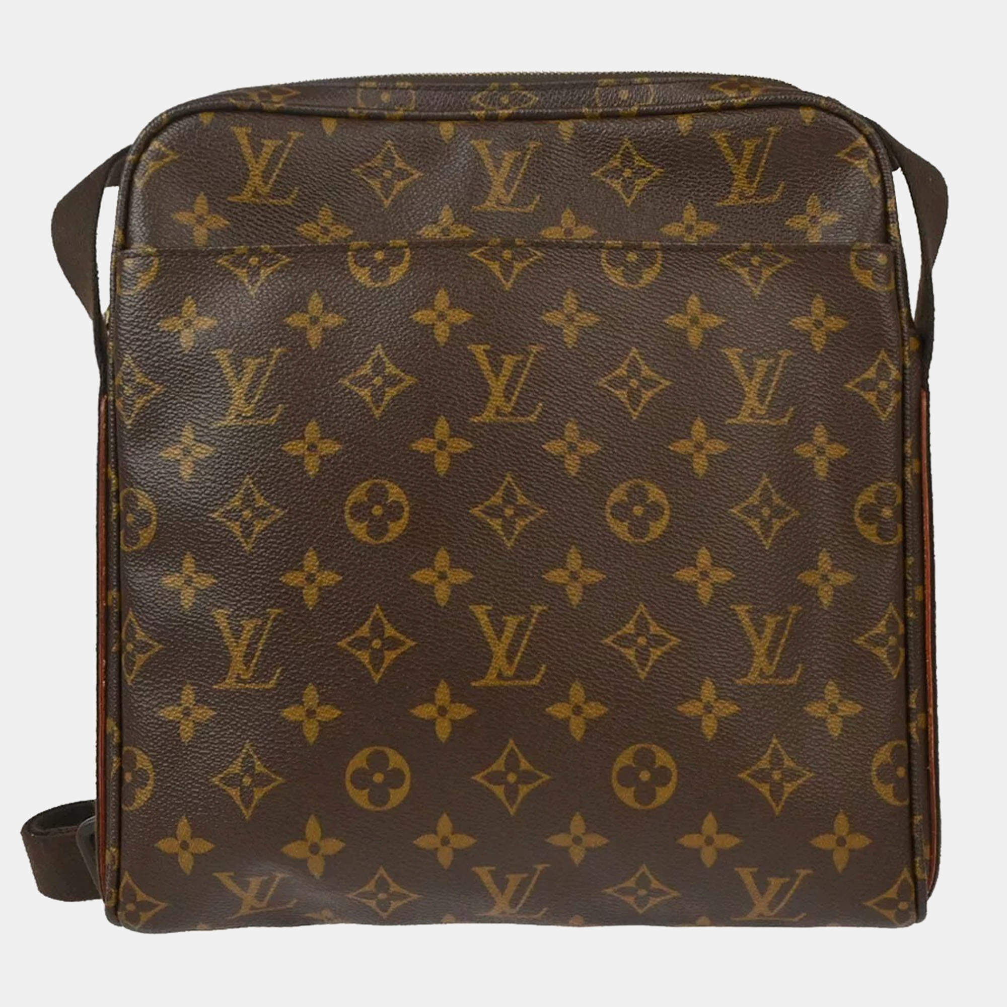Pre Owned Louis Vuitton Monogram Trotteur Beaubourg Shoulder Bag