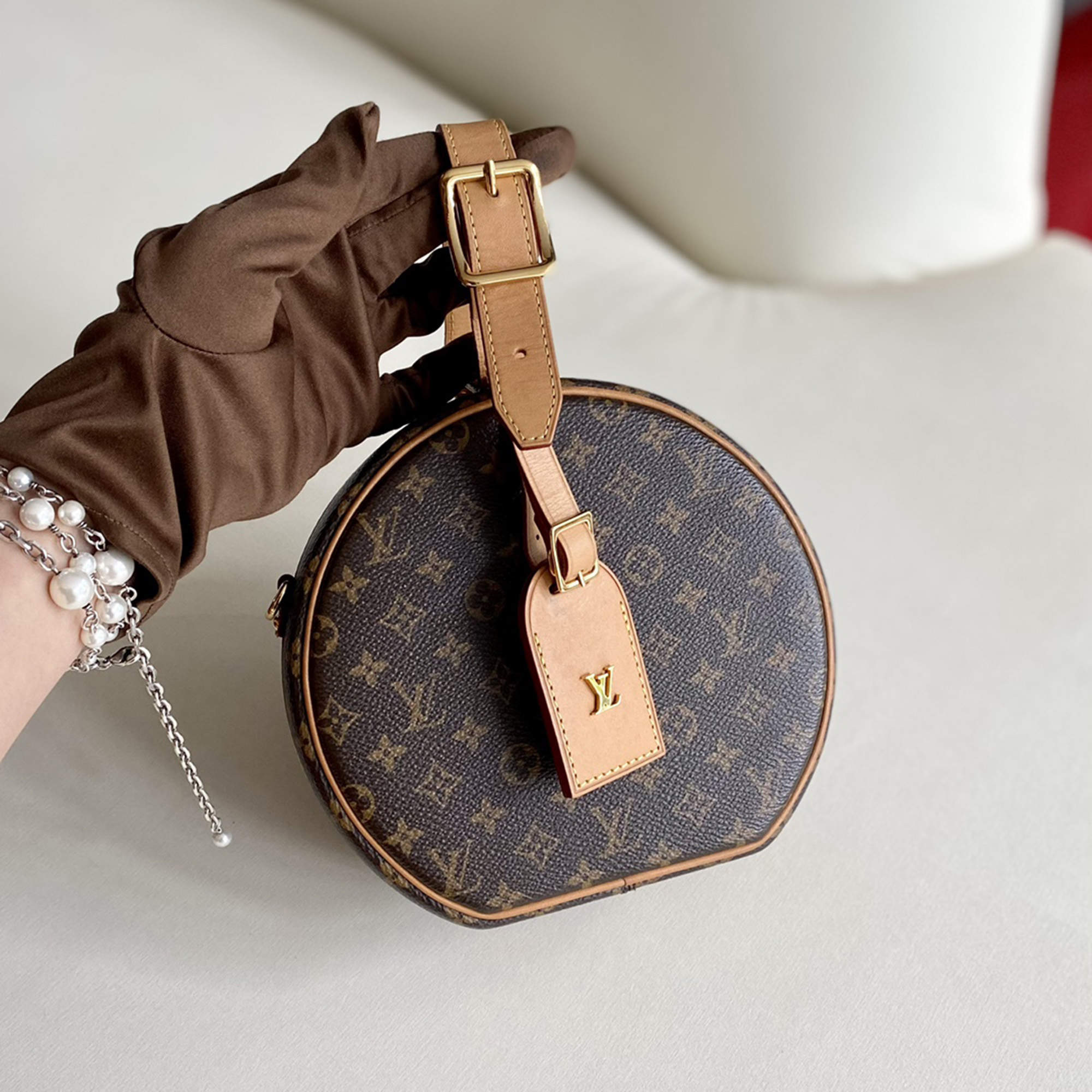 Pre Owned Louis Vuitton Monogram Canvas Petite Boite Chapeau Shoulder Bag