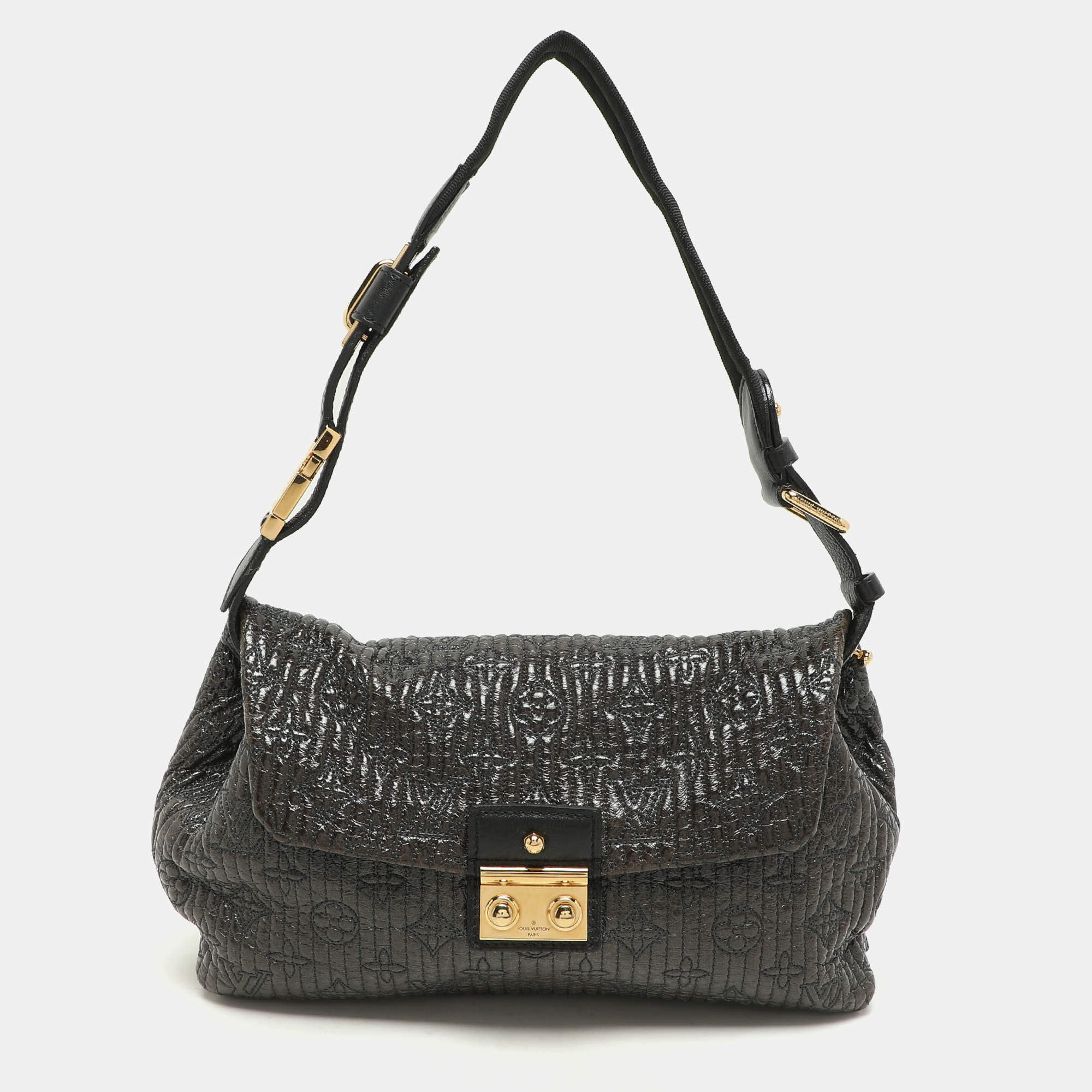 مملوكة مسبقًا حقيبة لوي فيتون بوشت جلد براءة اختراع مونوغرام نوير سوداء