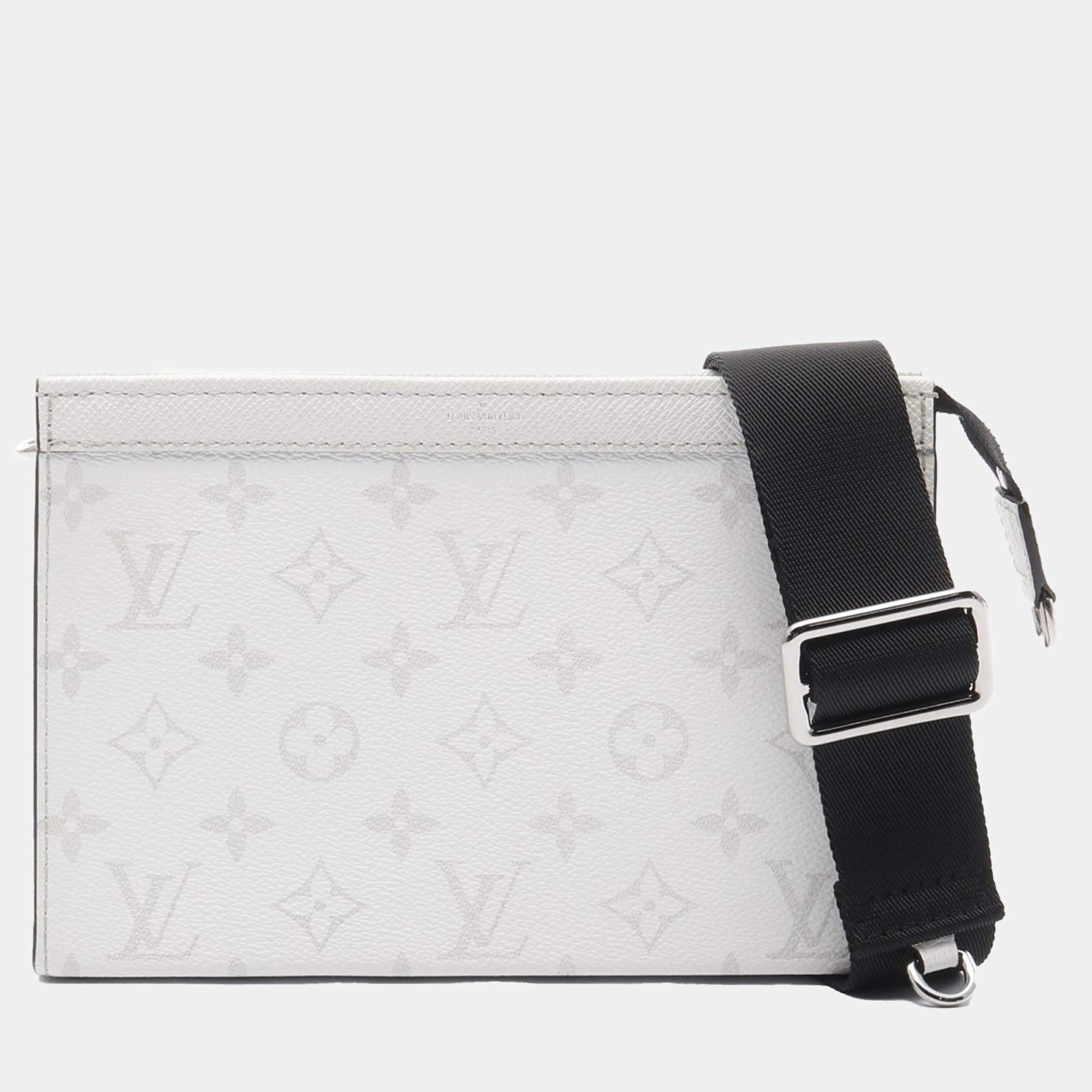 Louis Vuitton White Taigarama Leather Gaston Wearable Wallet Shoulder Bag