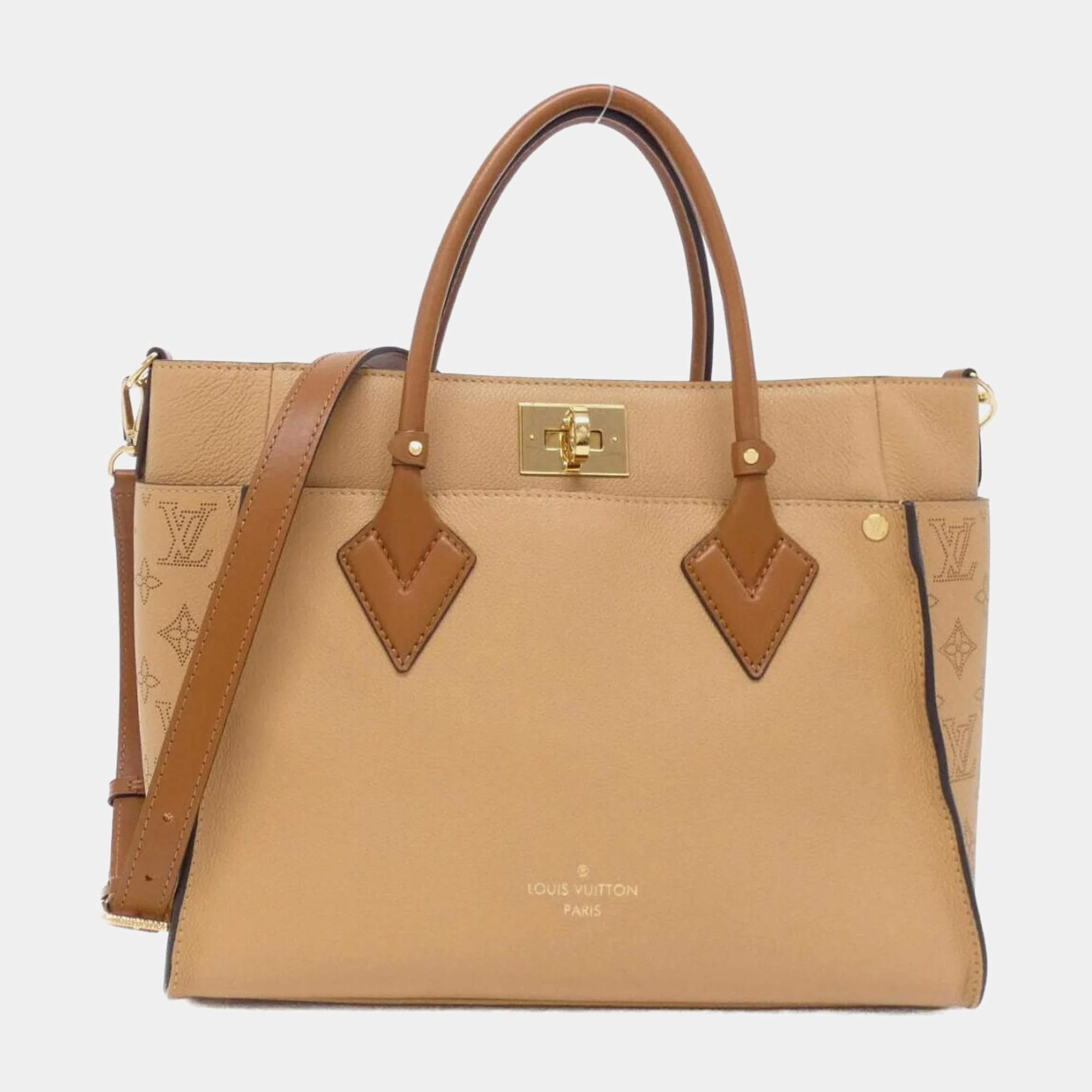 Pre Owned Louis Vuitton Leather Mahina On My Side MM Handbag
