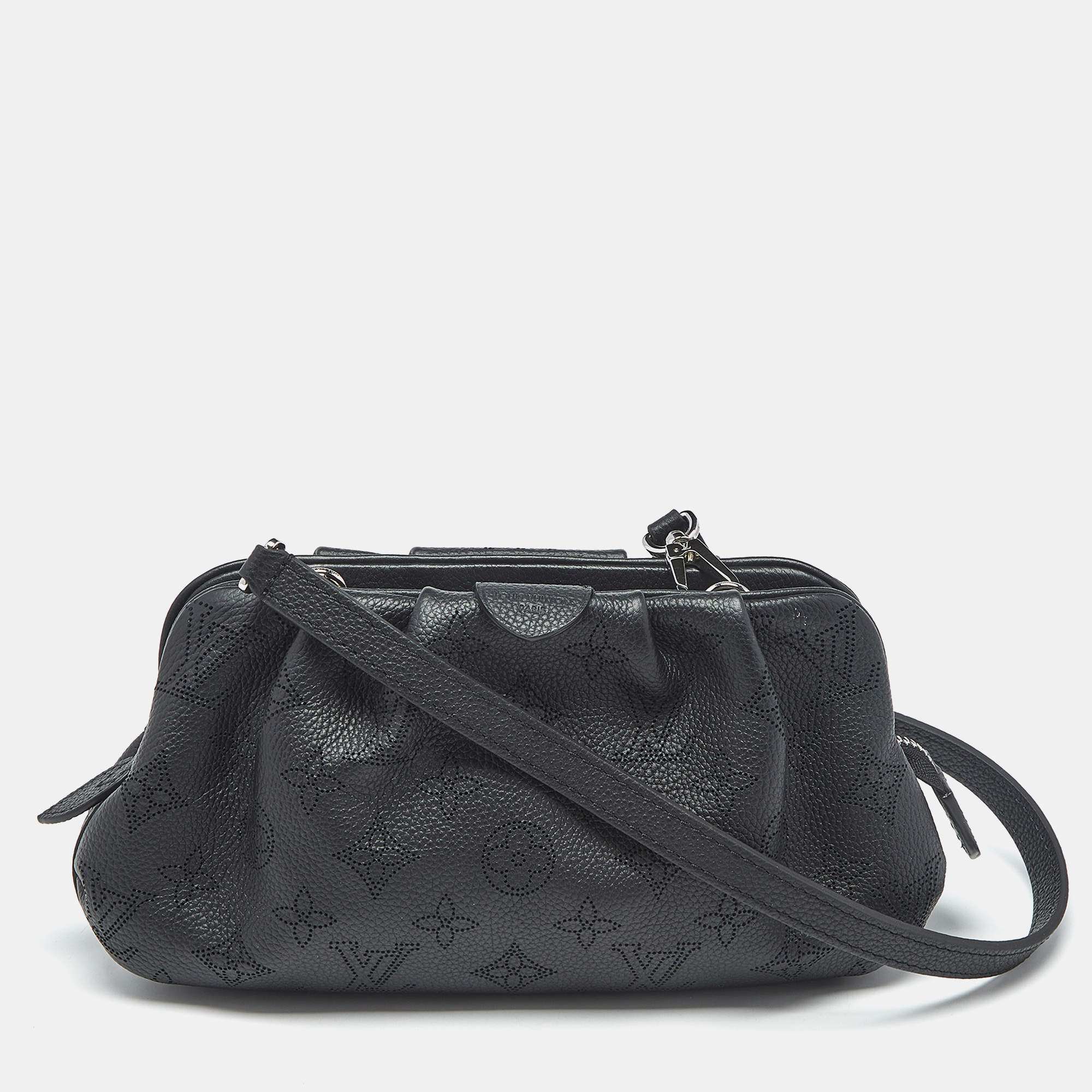 Pre Owned Louis Vuitton Black Monogram Mahina Leather Mini Scala Pouch