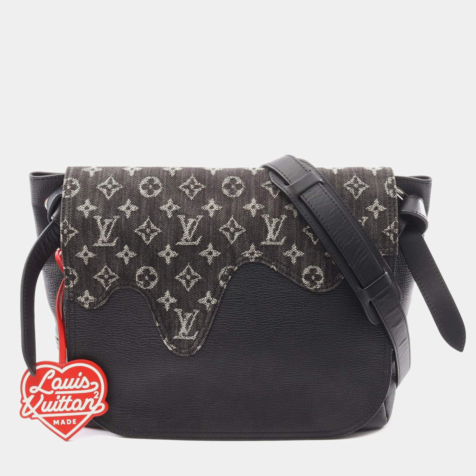 Pre Owned Louis Vuitton x Nigo Busas Tokyo Shoulder Bag Monogram Denim Black