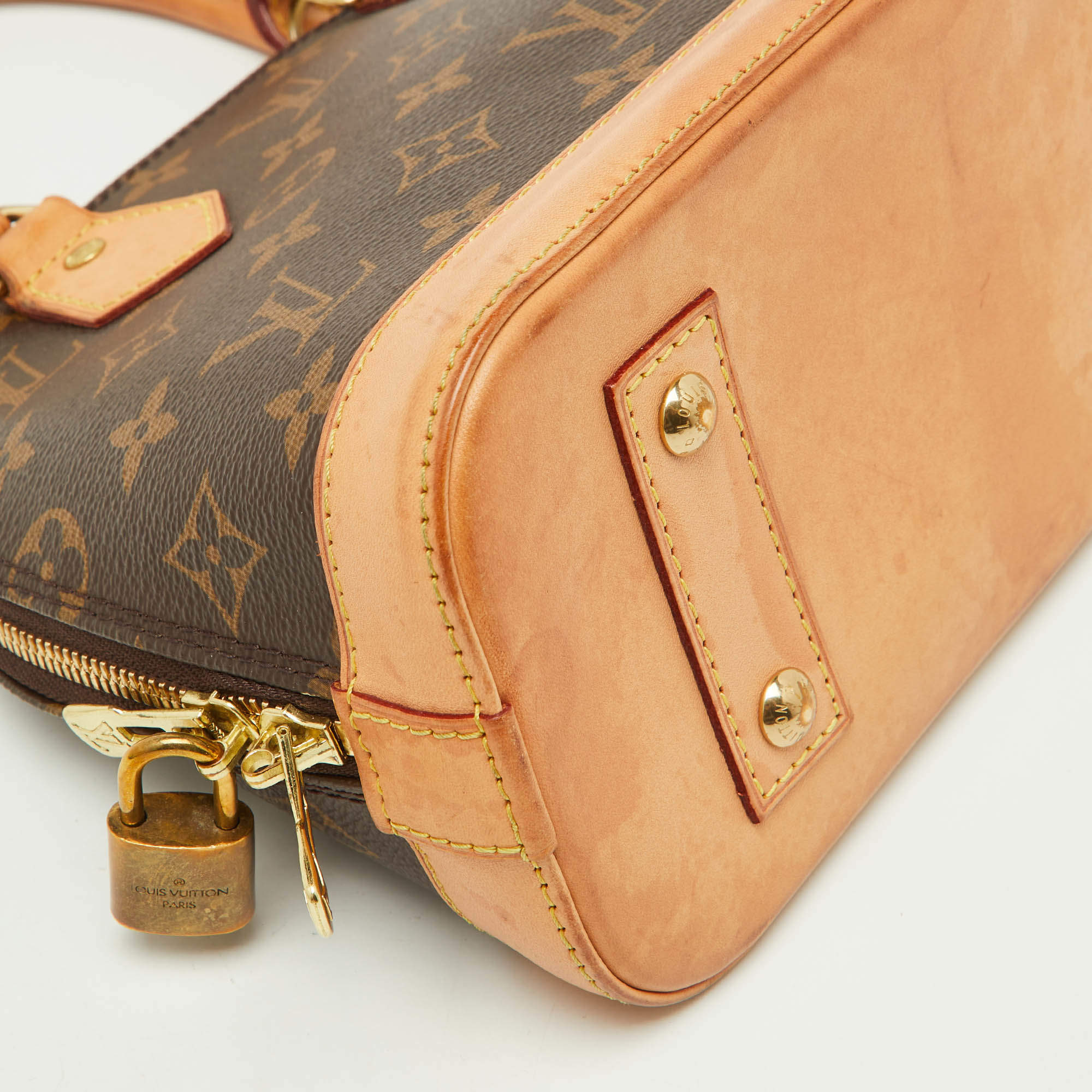 Pre Owned Louis Vuitton Monogram Canvas Alma BB Bag