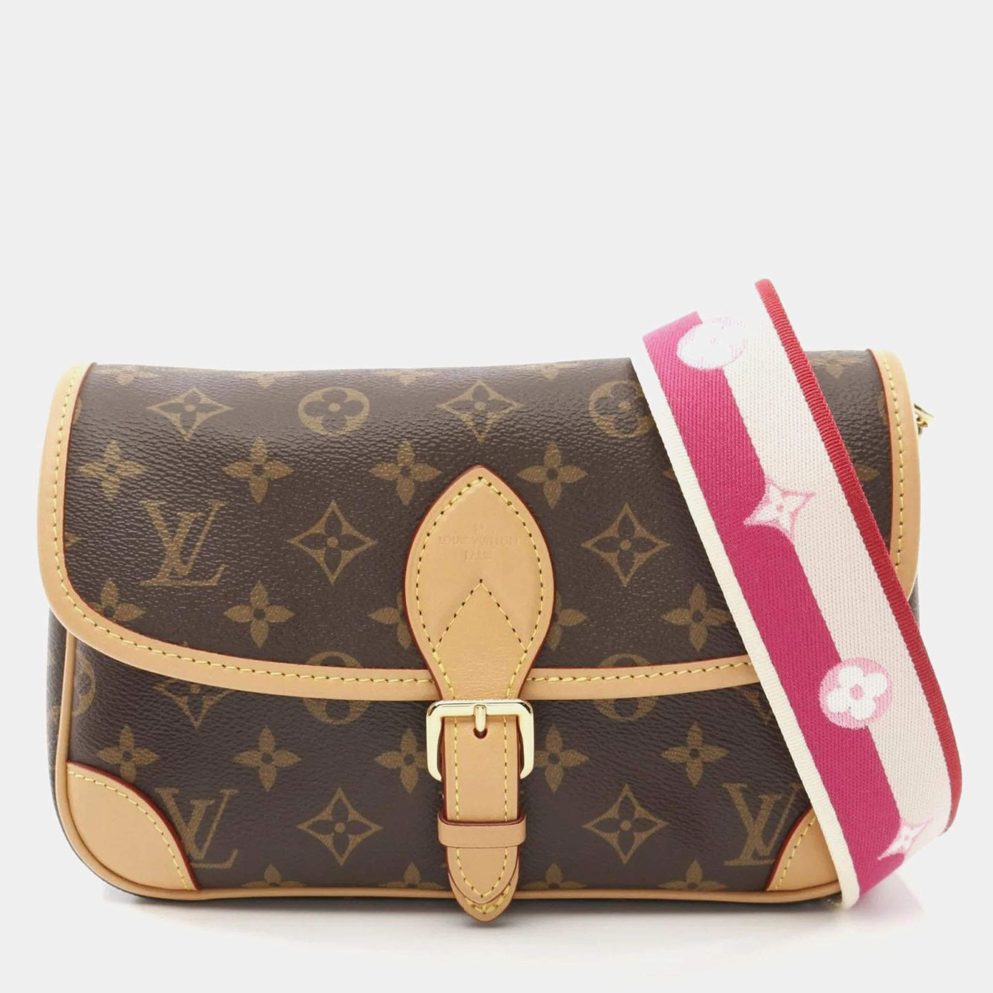 مملوكة مسبقًا حقيبة كتف لويس فيتون ديان نم بم مونوغرام فيوشيا قماش مطلي جلد بني