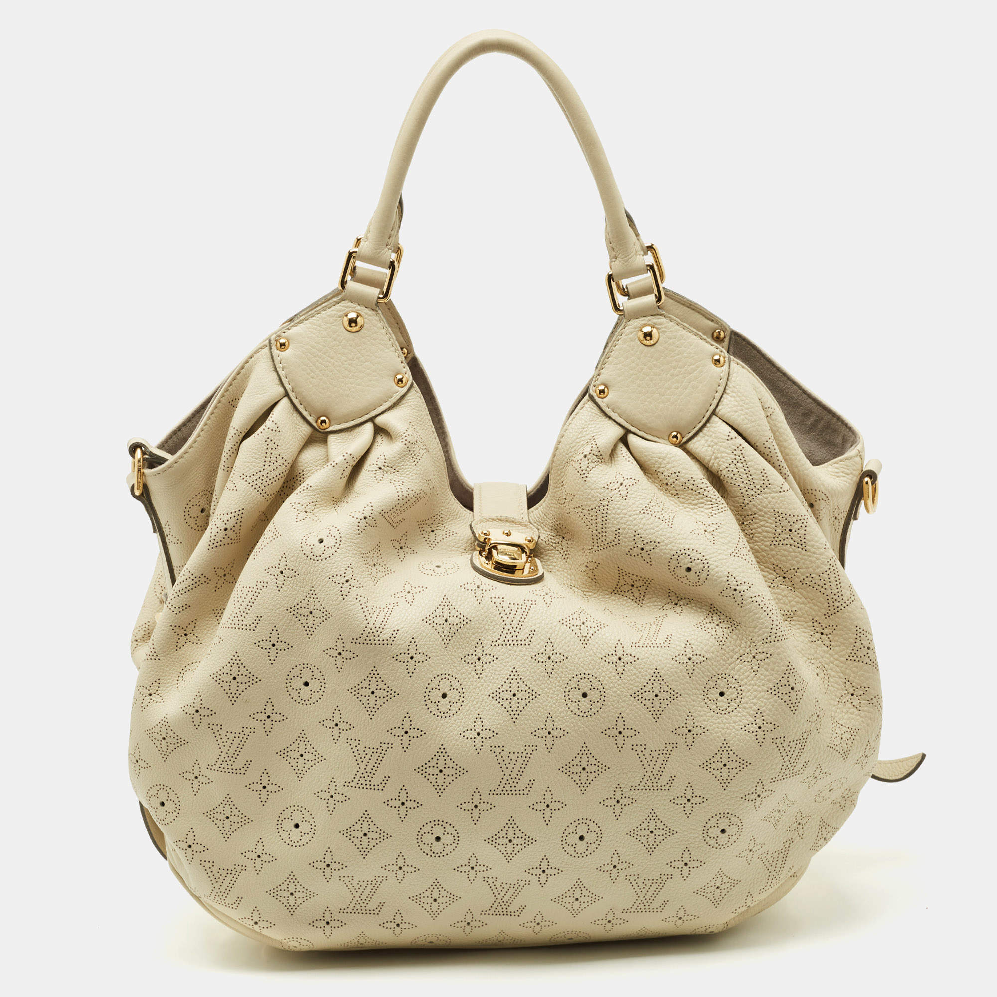 Pre Owned Louis Vuitton Lin Monogram Mahina Leather Surya XL Bag