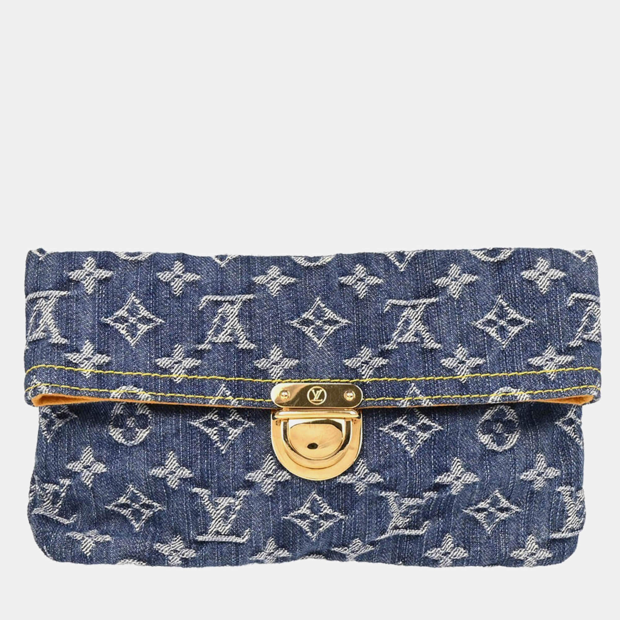 Pre Owned حقيبة كلتش لوي فيتون بلو مونوغرام دِنِم بوشيت بلات