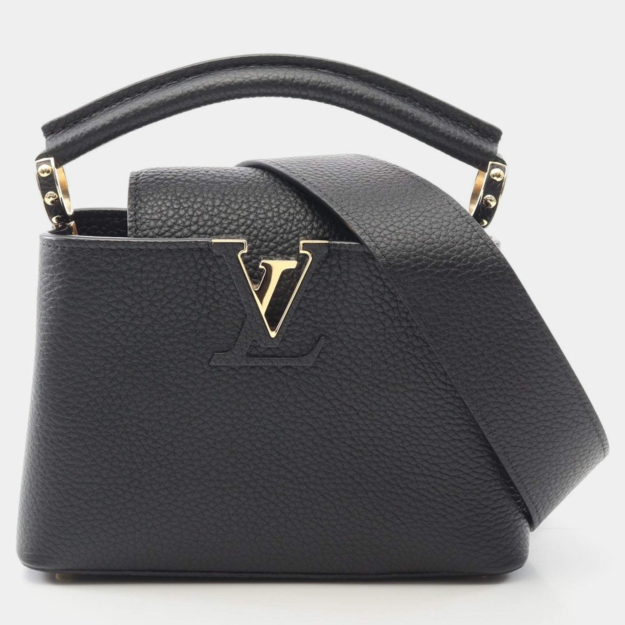 Pre Owned Louis Vuitton Capucines Mini Black Taurillon Leather Shoulder Bag