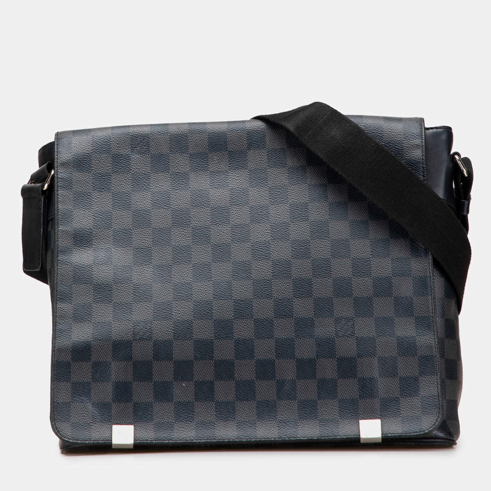 Pre Owned Louis Vuitton Black Damier Graphite District MM