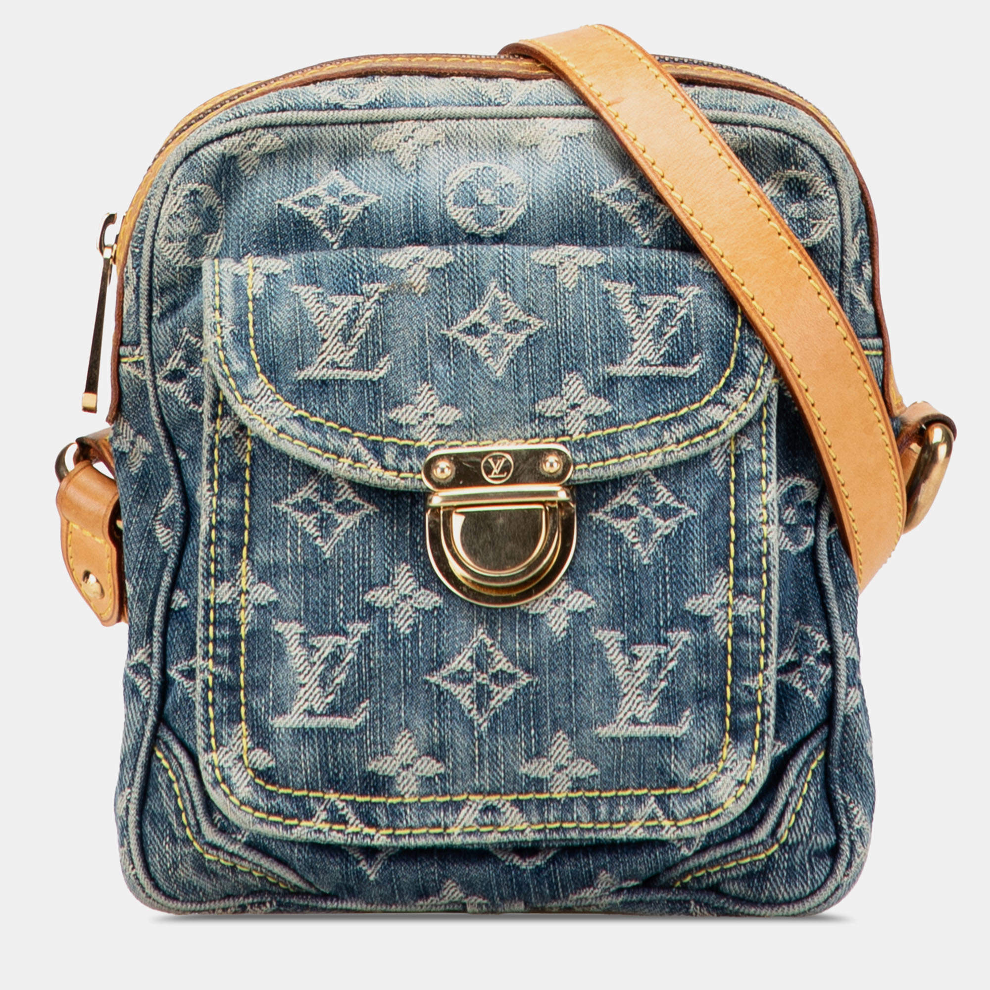 Pre Owned Louis Vuitton Blue Monogram Denim Camera Bag