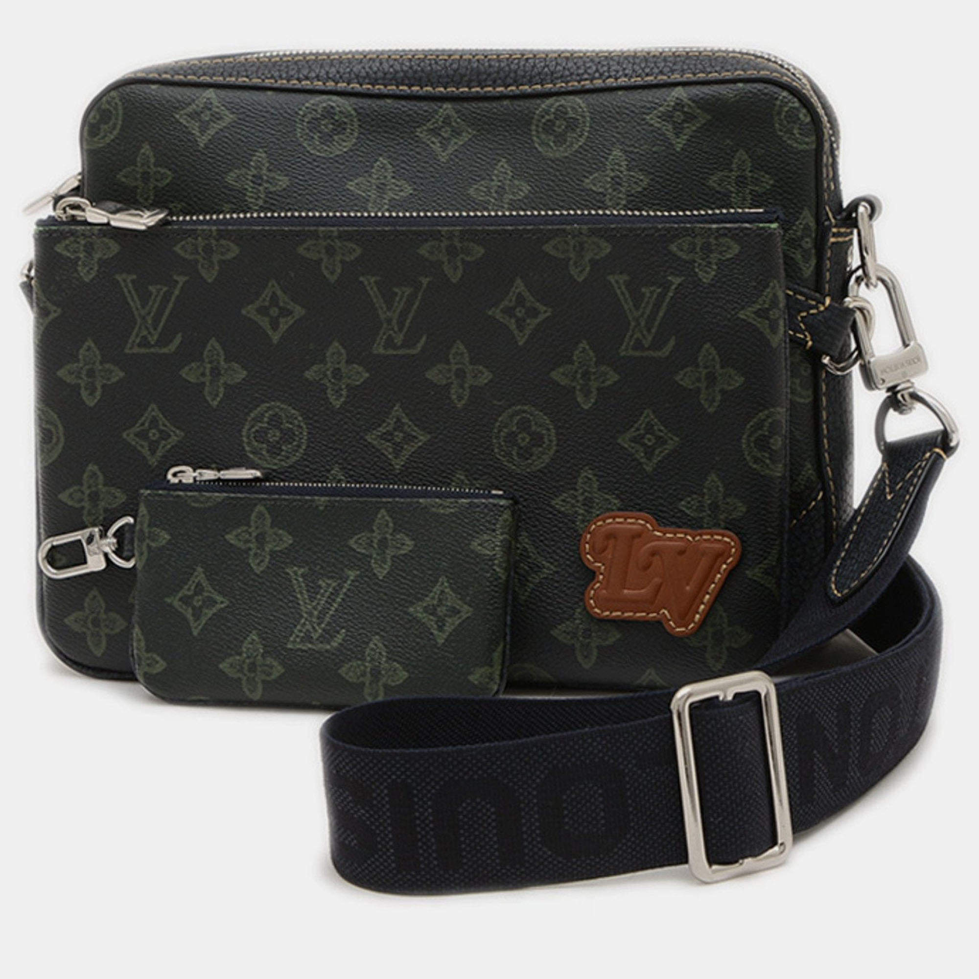Pre Owned Louis Vuitton Trio Messenger Black Canvas Shoulder Bag