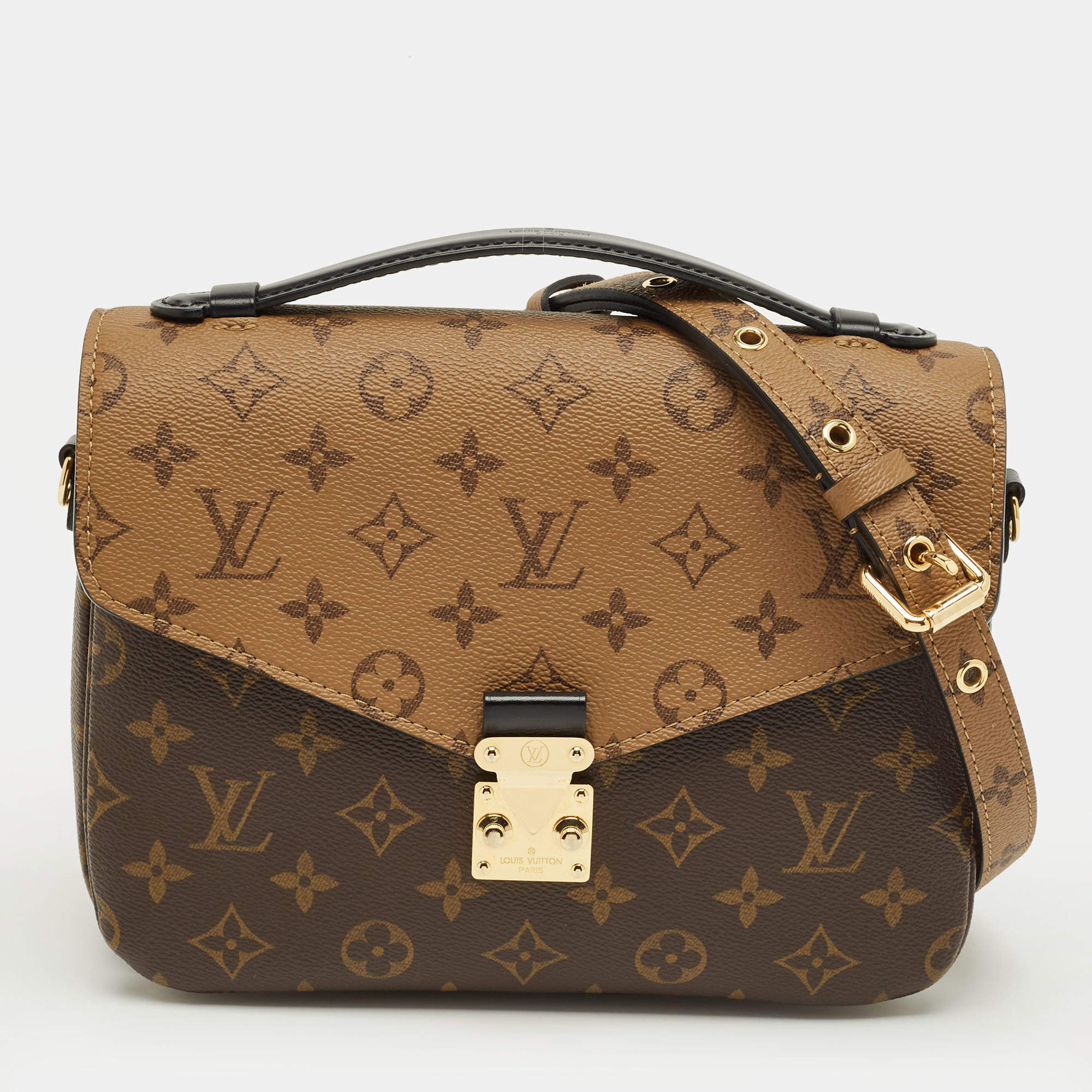 Pre Owned Louis Vuitton Monogram Canvas Pochette Metis Bag
