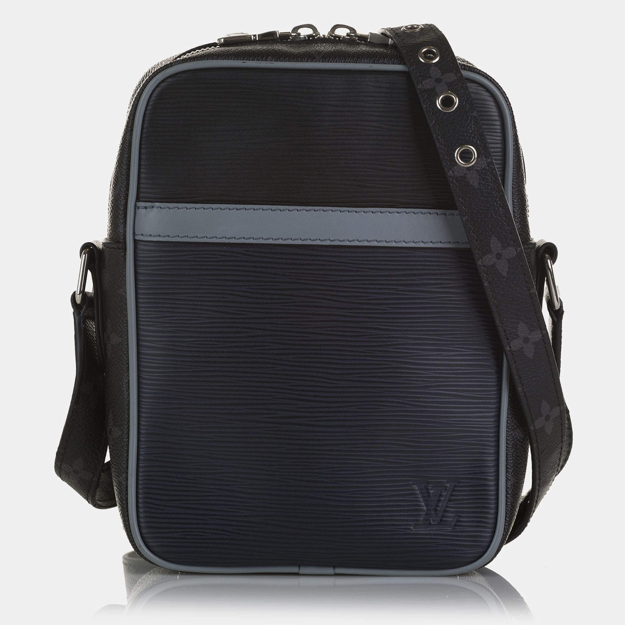 Pre Owned Louis Vuitton Blue Epi Monogram Danube PM